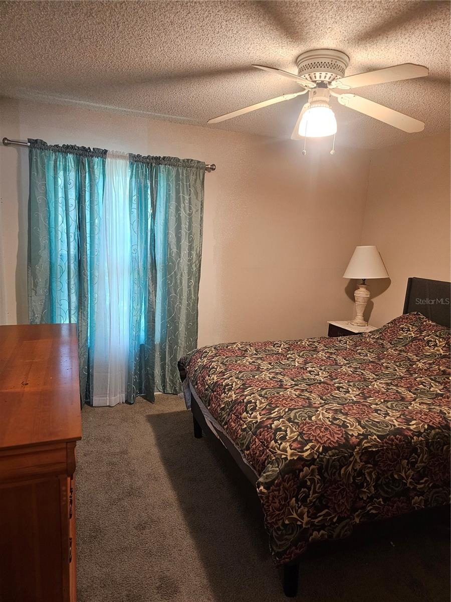 2512 Lemon Tree Ln #3c Property Photo 4