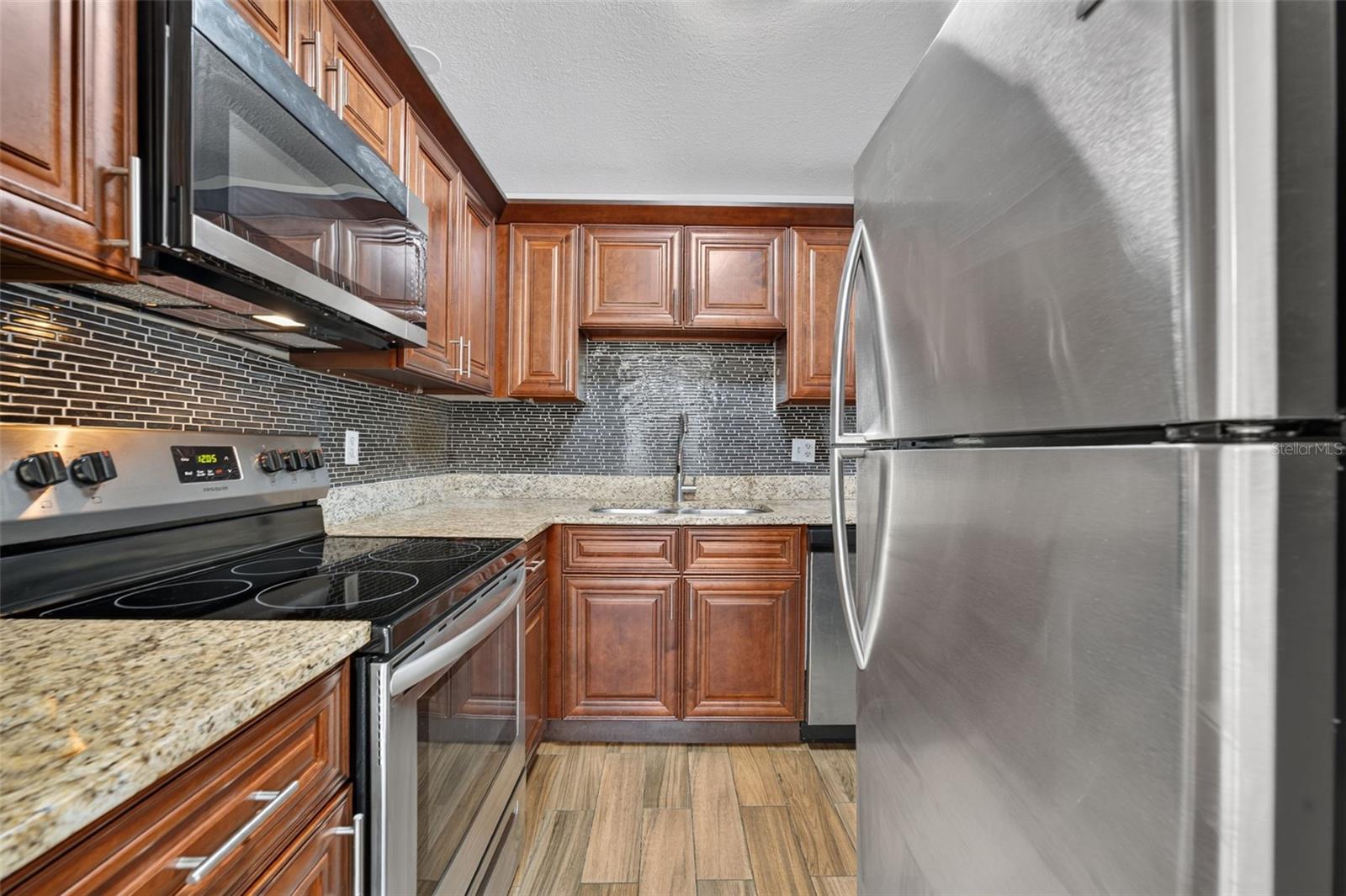 118 W America St #2 Property Photo 10