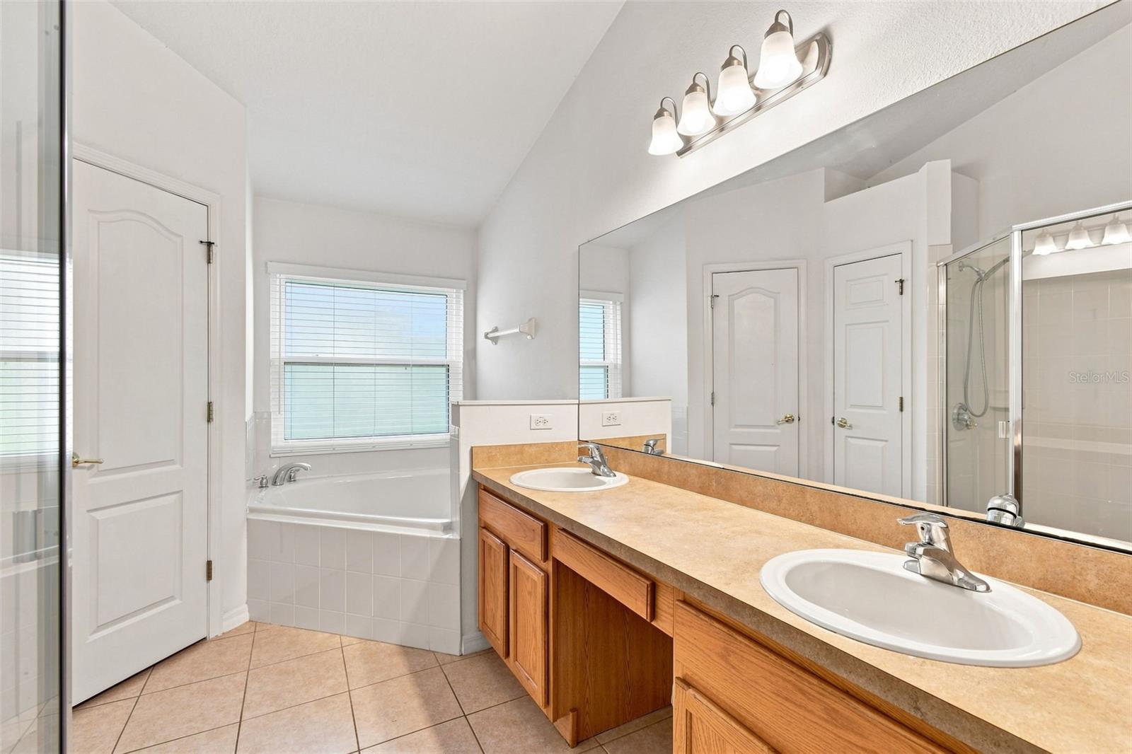 1174 Beech Grove Way Property Photo 13