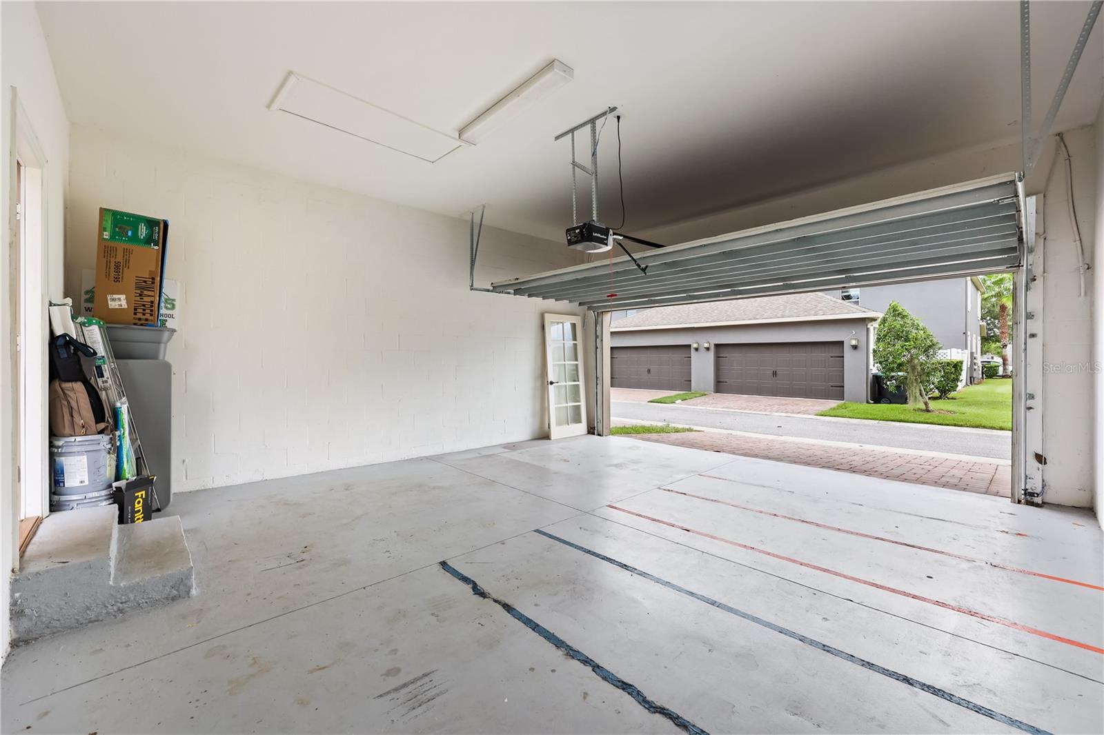 7668 Fairgrove Ave Property Photo 34