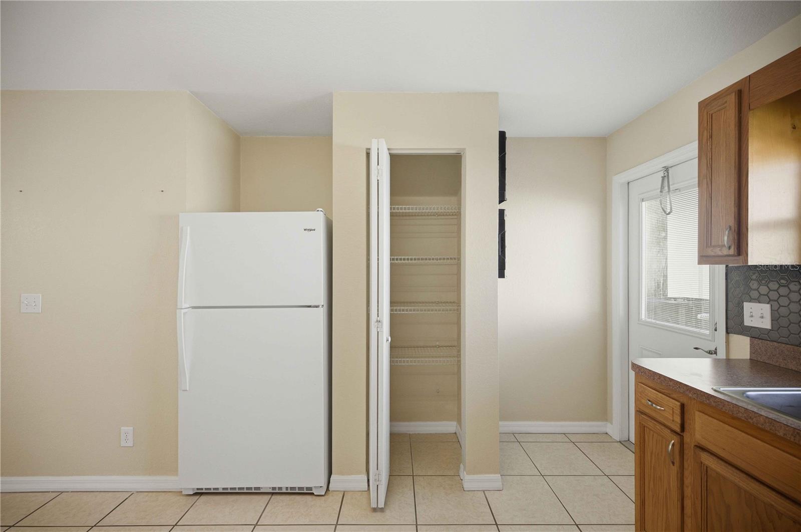 3630 Ne 8th Pl #203 Property Photo 11