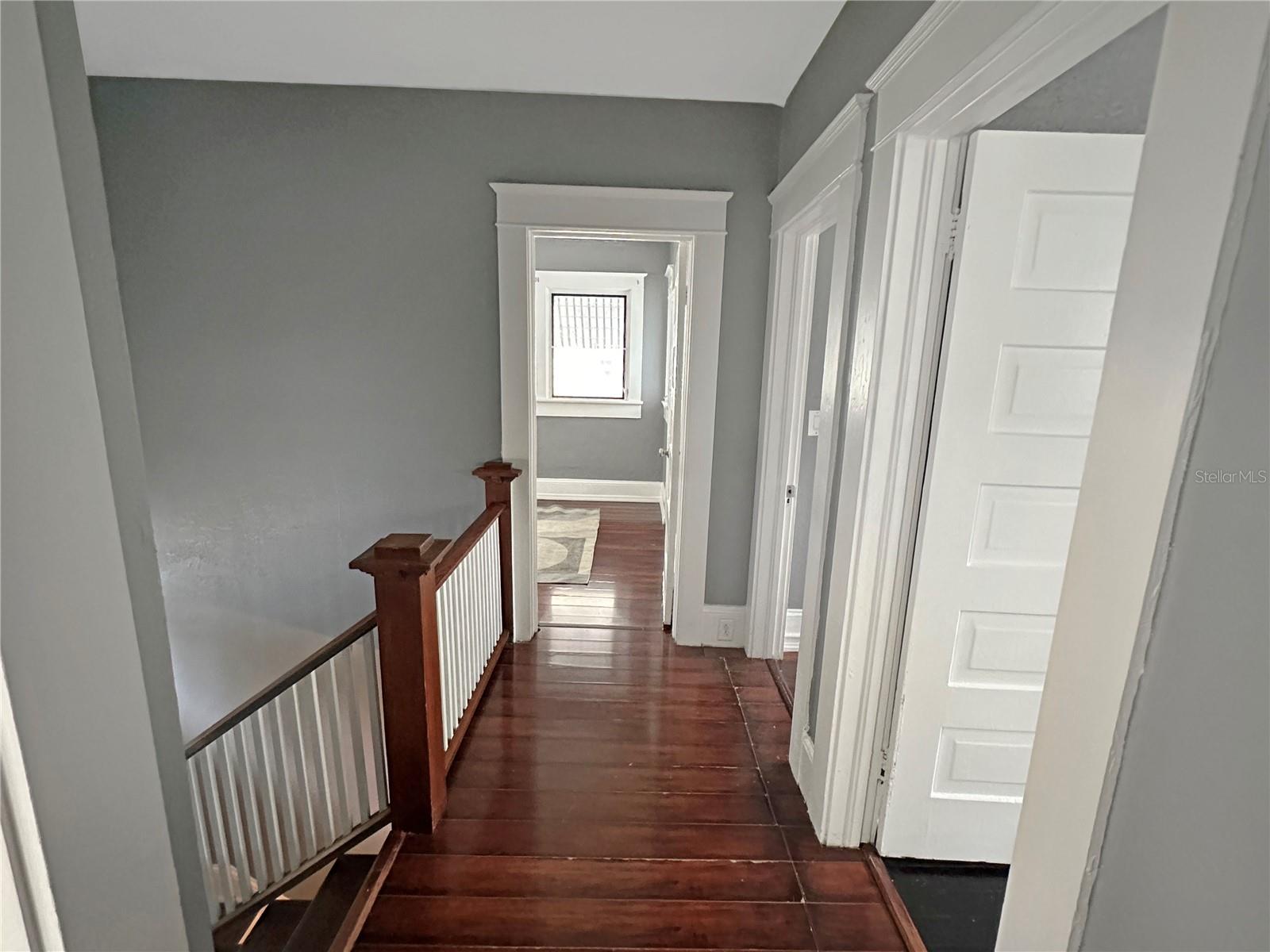 805 S Park Ave Property Photo 15