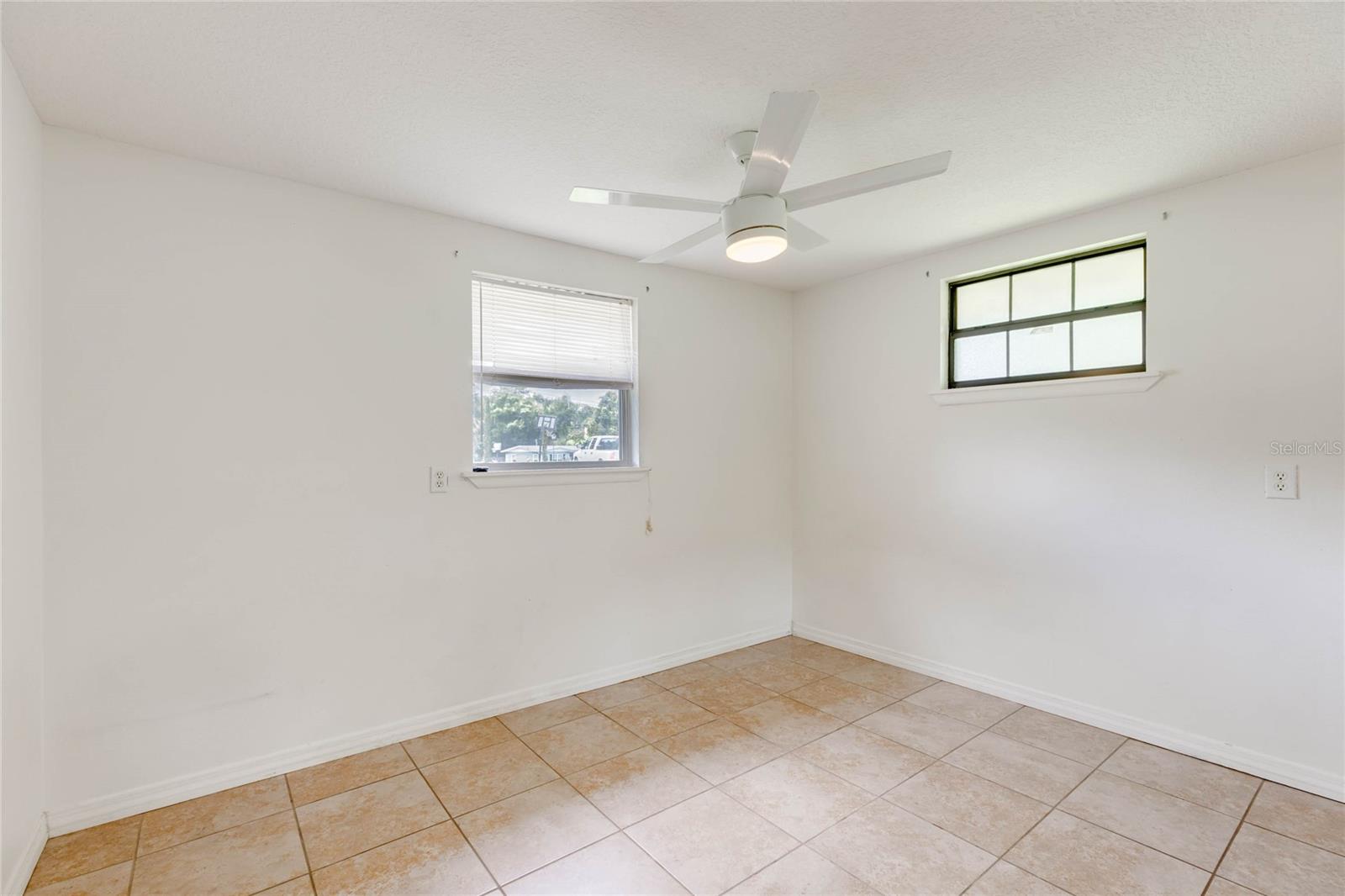 4181 Chestnut Dr Property Photo 10