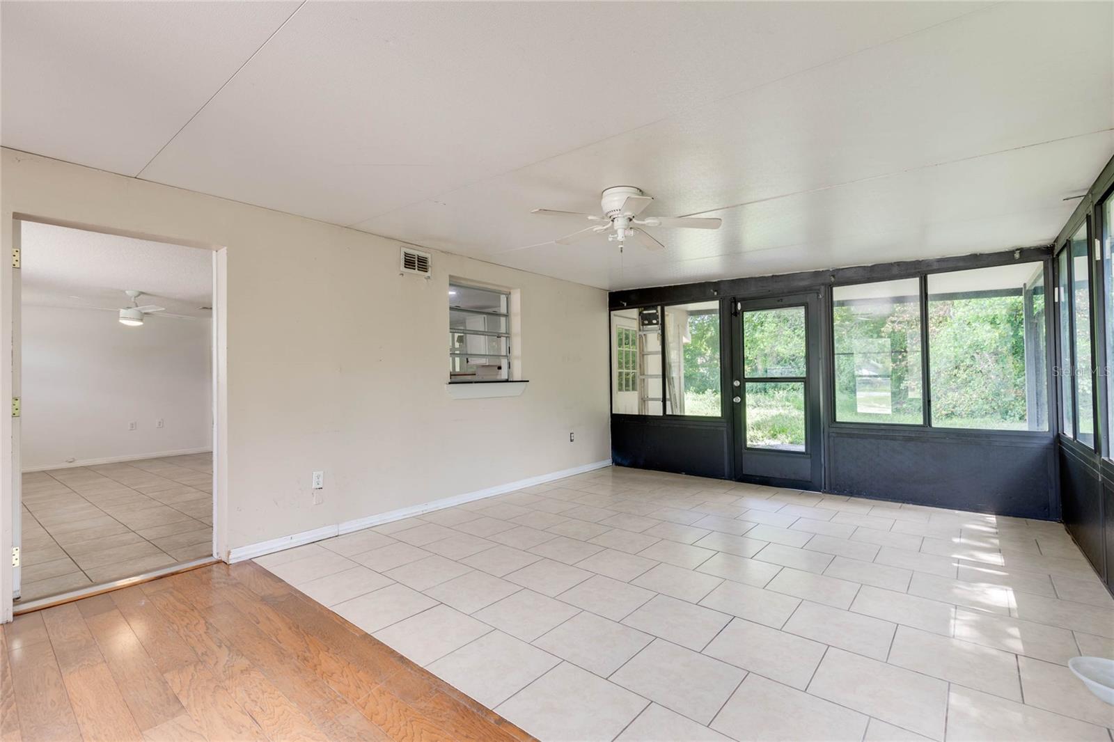 4181 Chestnut Dr Property Photo 14