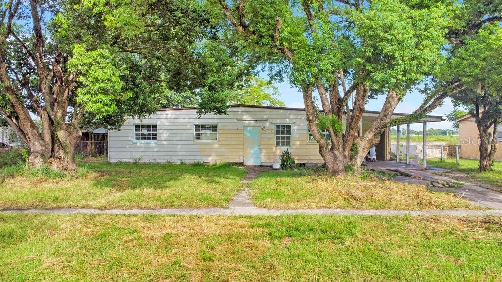 1502 Egan Dr Property Photo 2