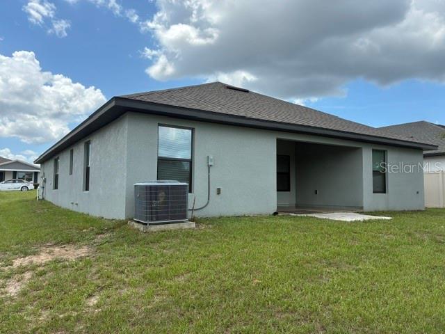 132 Bergamot Loop Property Photo 4