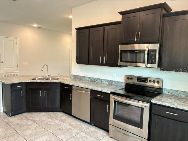 132 Bergamot Loop Property Photo 11