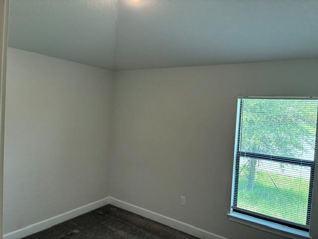132 Bergamot Loop Property Photo 20