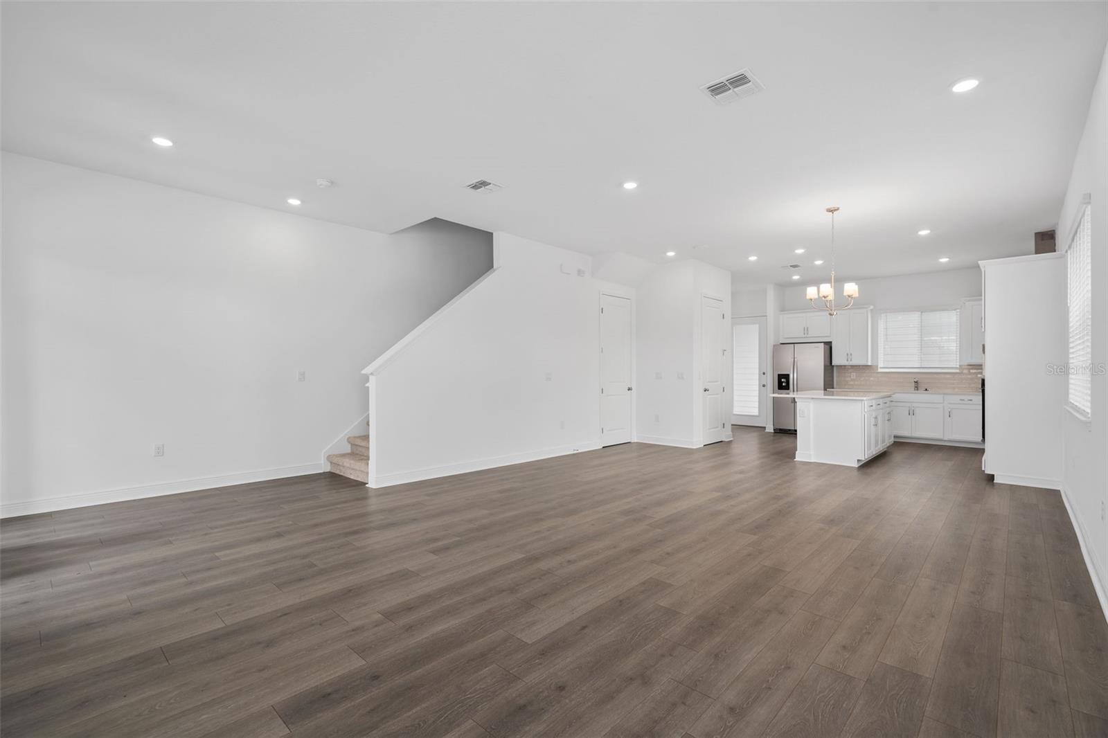 6573 Quest St Property Photo 12