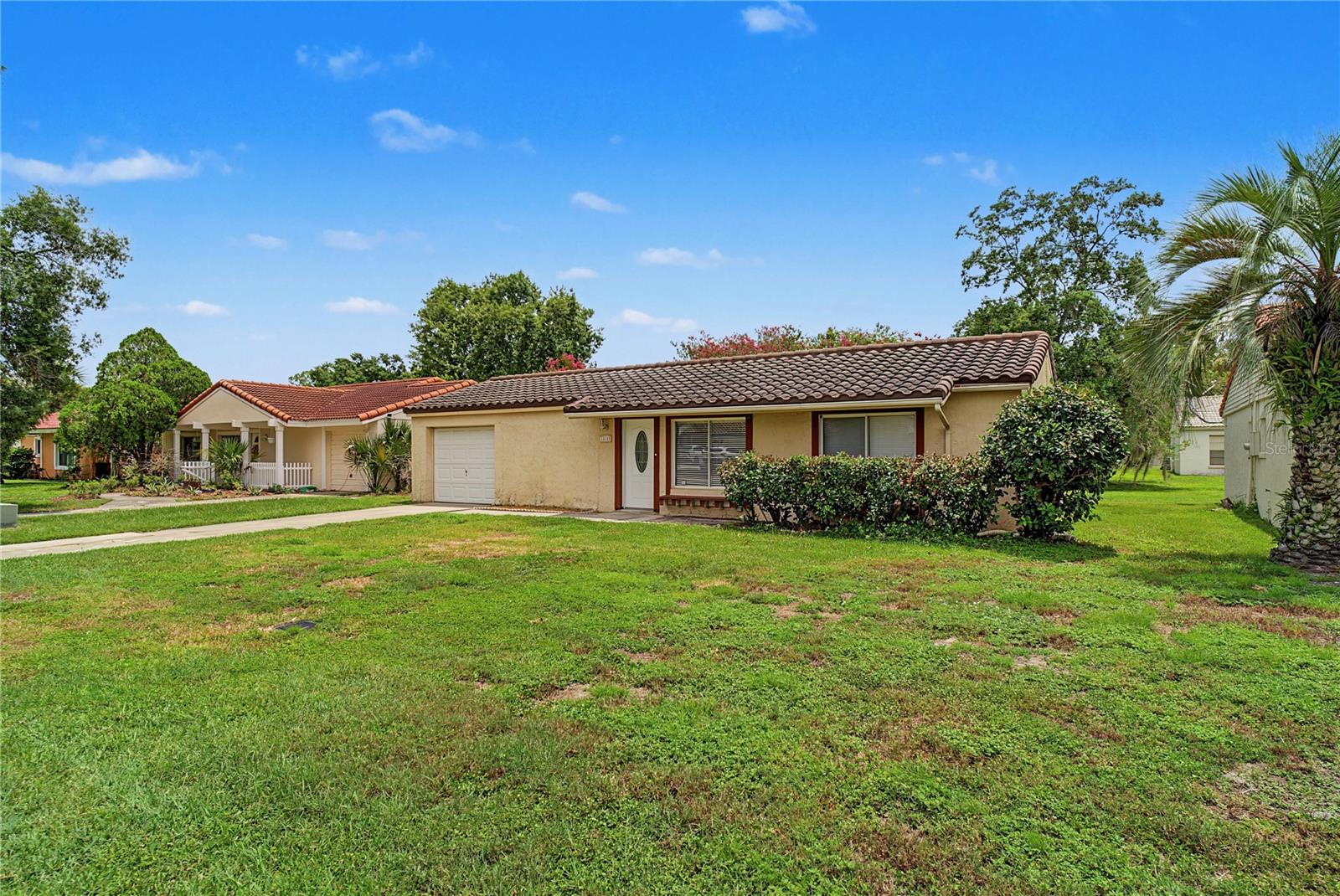 10145 Bluff Ct Property Photo 4