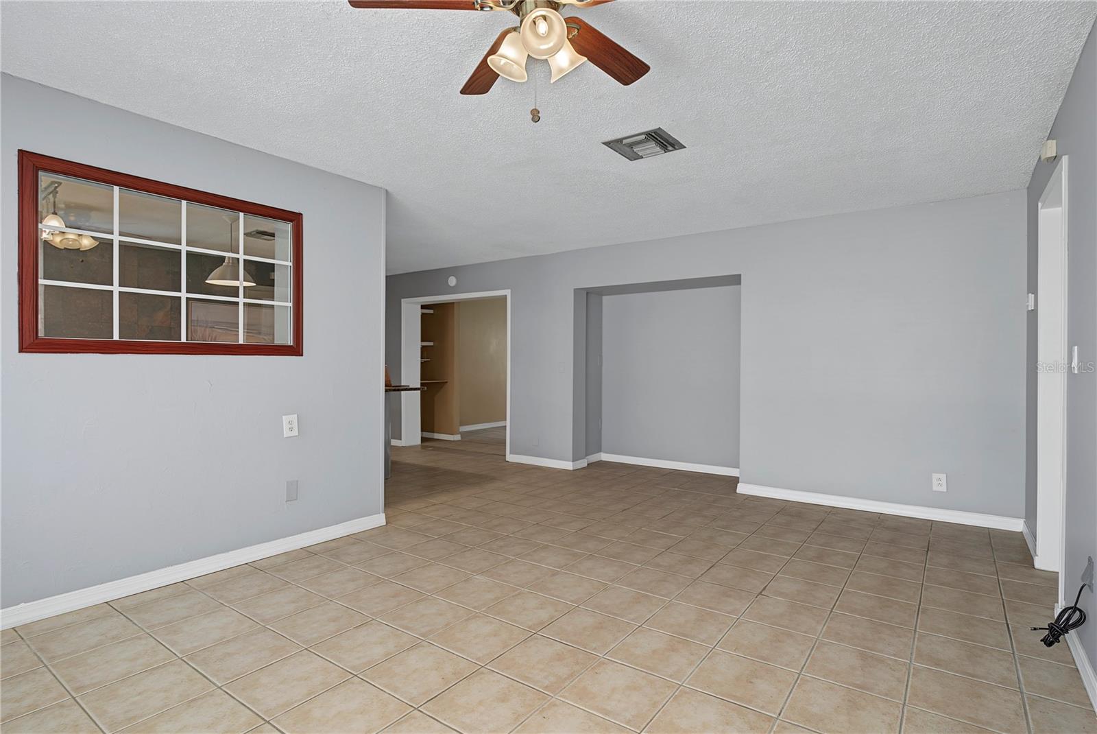 10145 Bluff Ct Property Photo 10