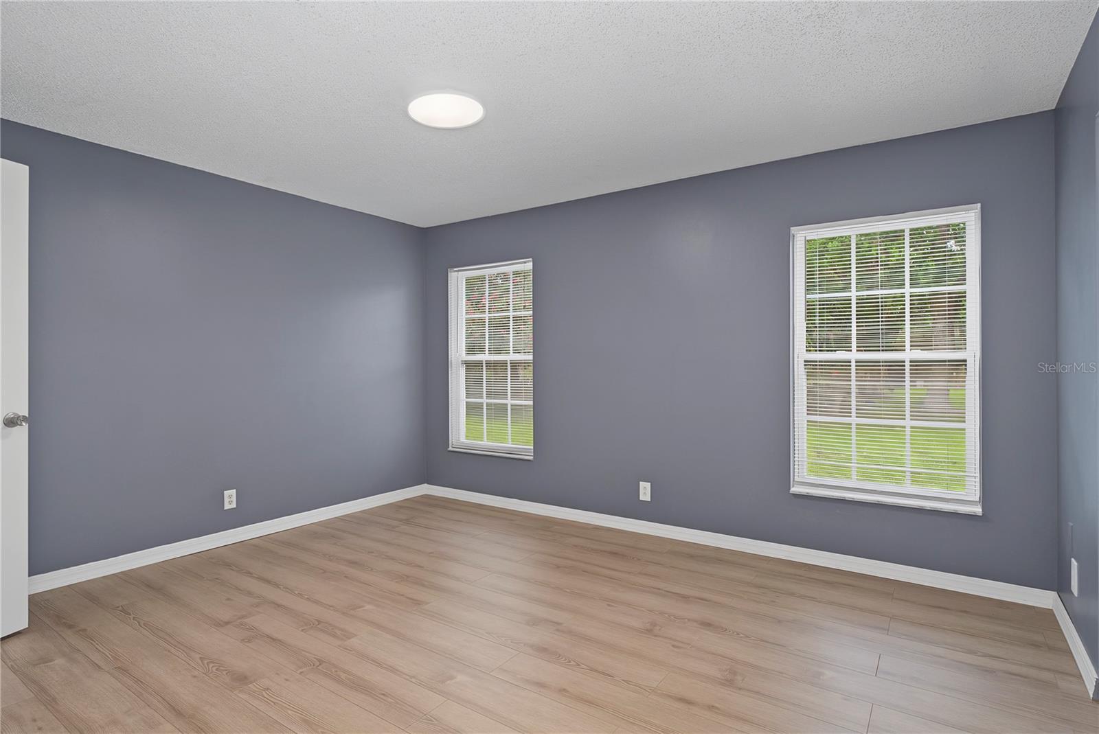 10145 Bluff Ct Property Photo 27
