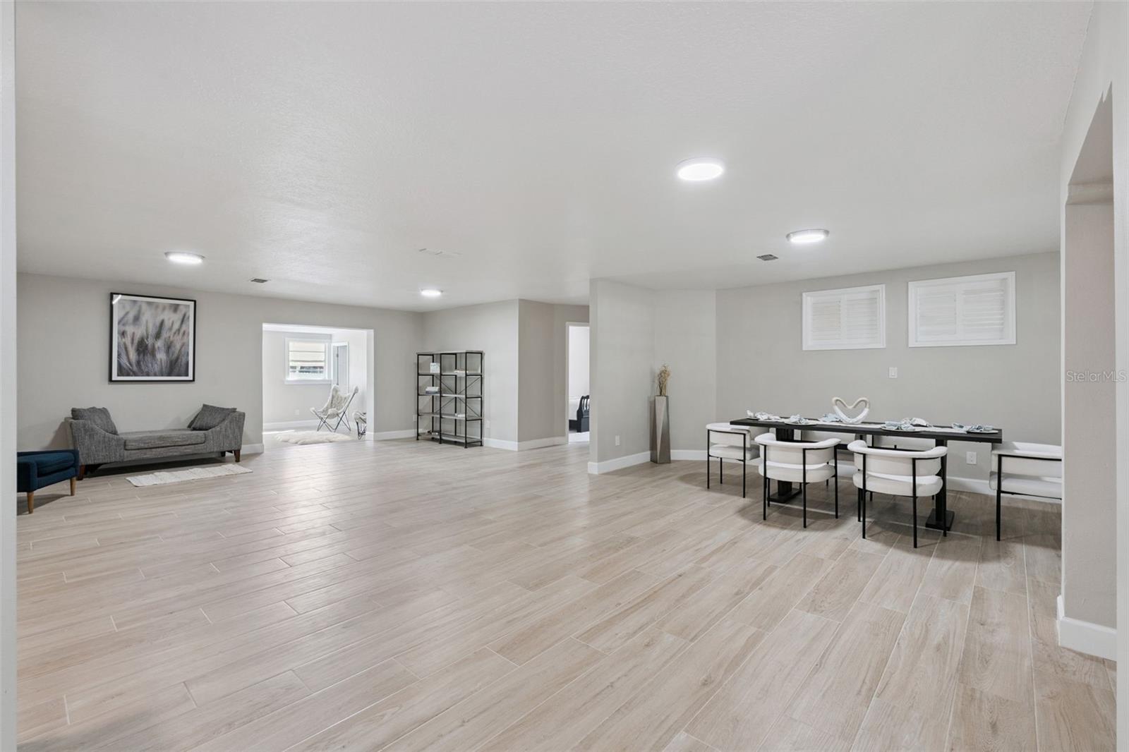 1033 Crystal Bowl Cir Property Photo 7