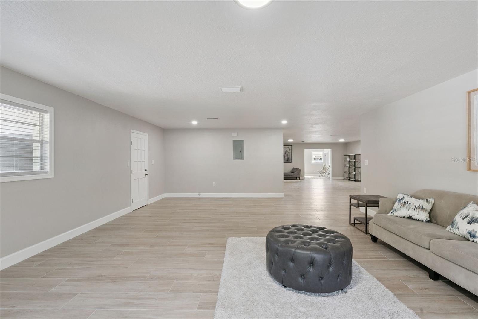 1033 Crystal Bowl Cir Property Photo 10