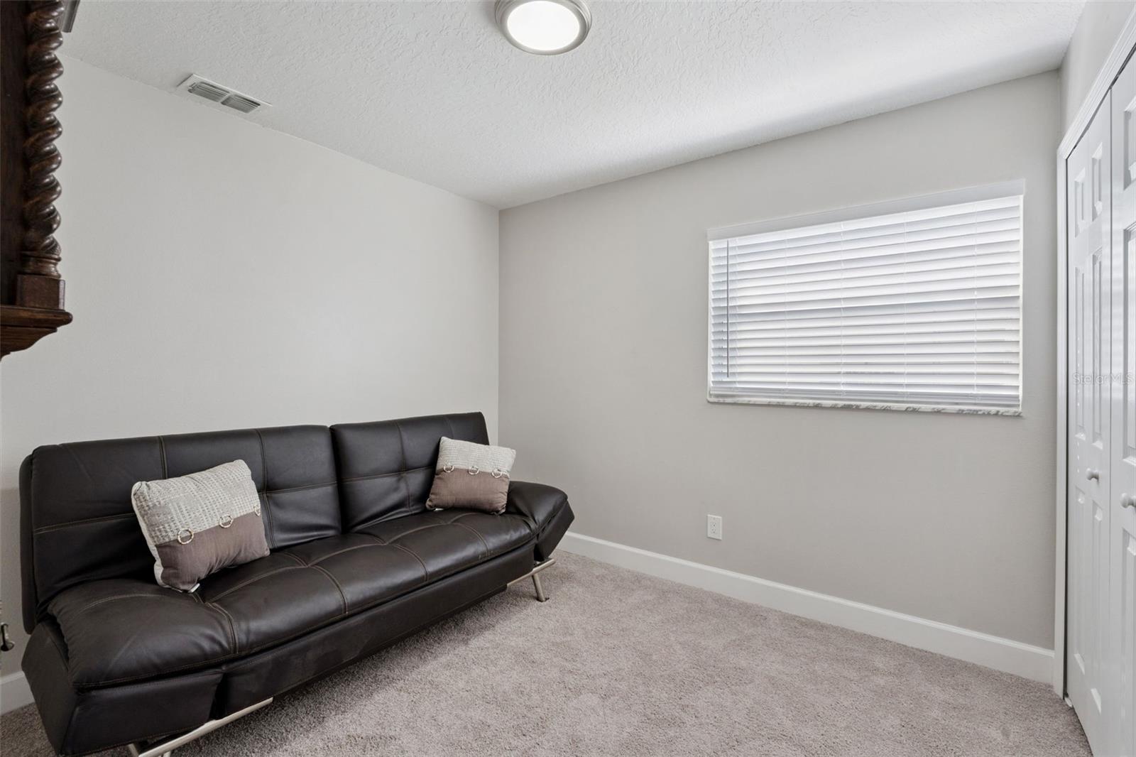 1033 Crystal Bowl Cir Property Photo 26