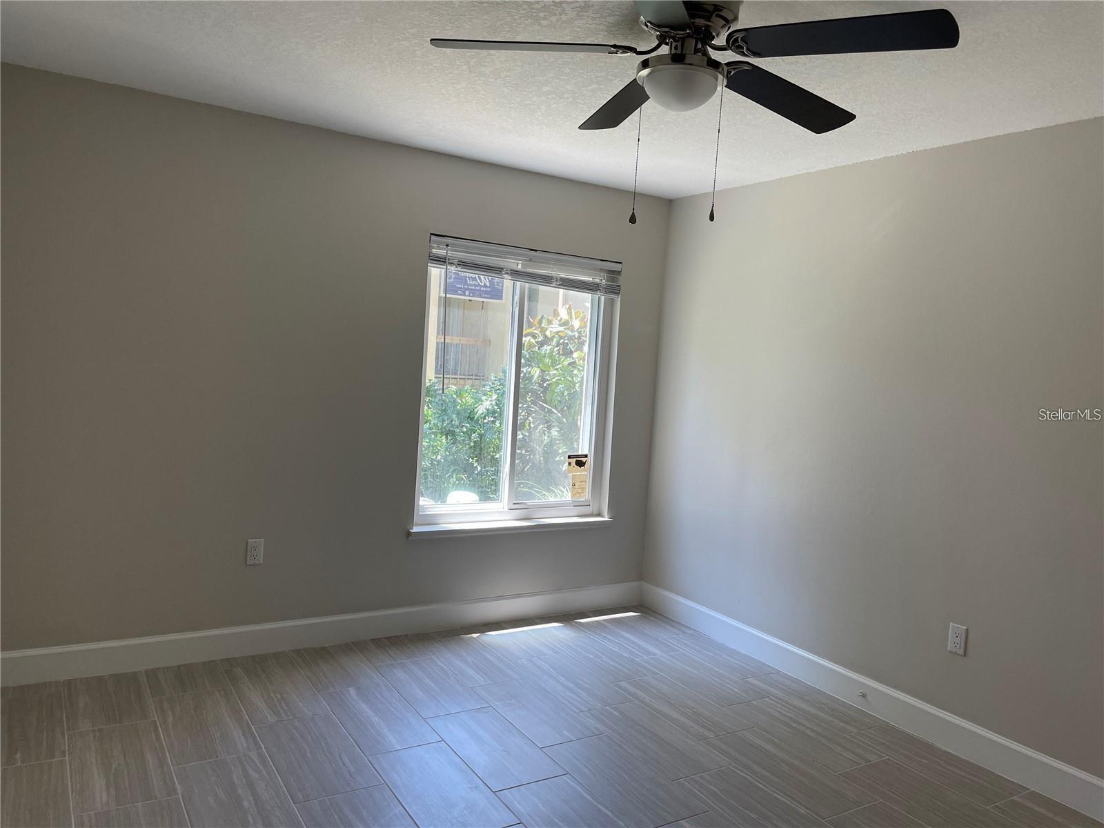 586 Orange Dr #118 Property Photo 11