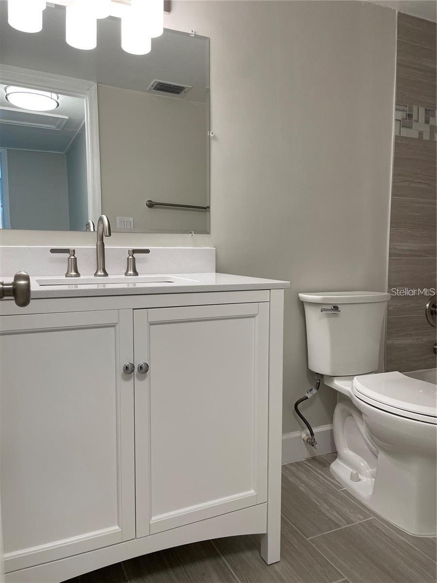 586 Orange Dr #118 Property Photo 15
