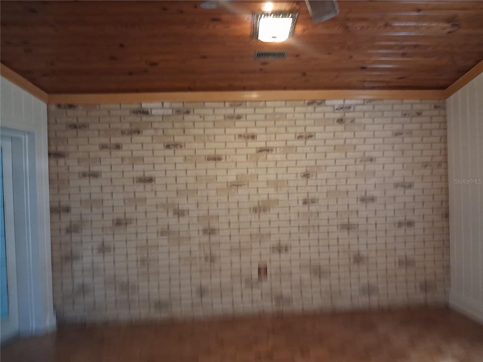 209 Bayshore Dr Property Photo 11