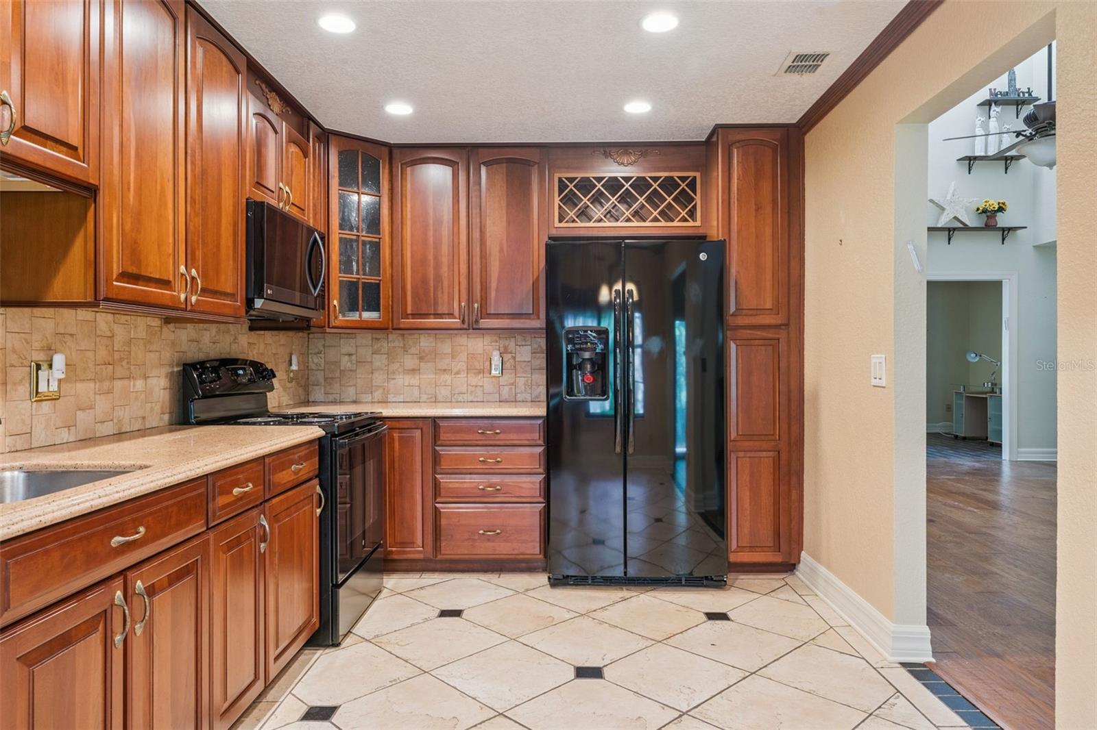 2362 Sierra Ln Property Photo 9