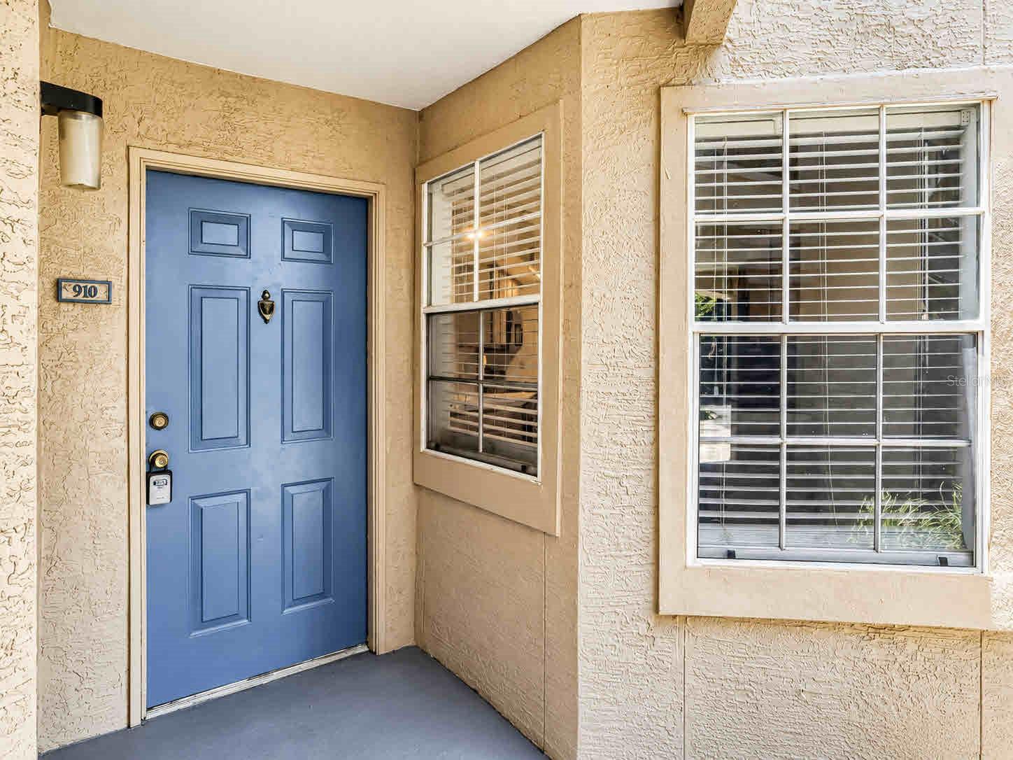 7270 Westpointe Blvd #910 Property Photo 2