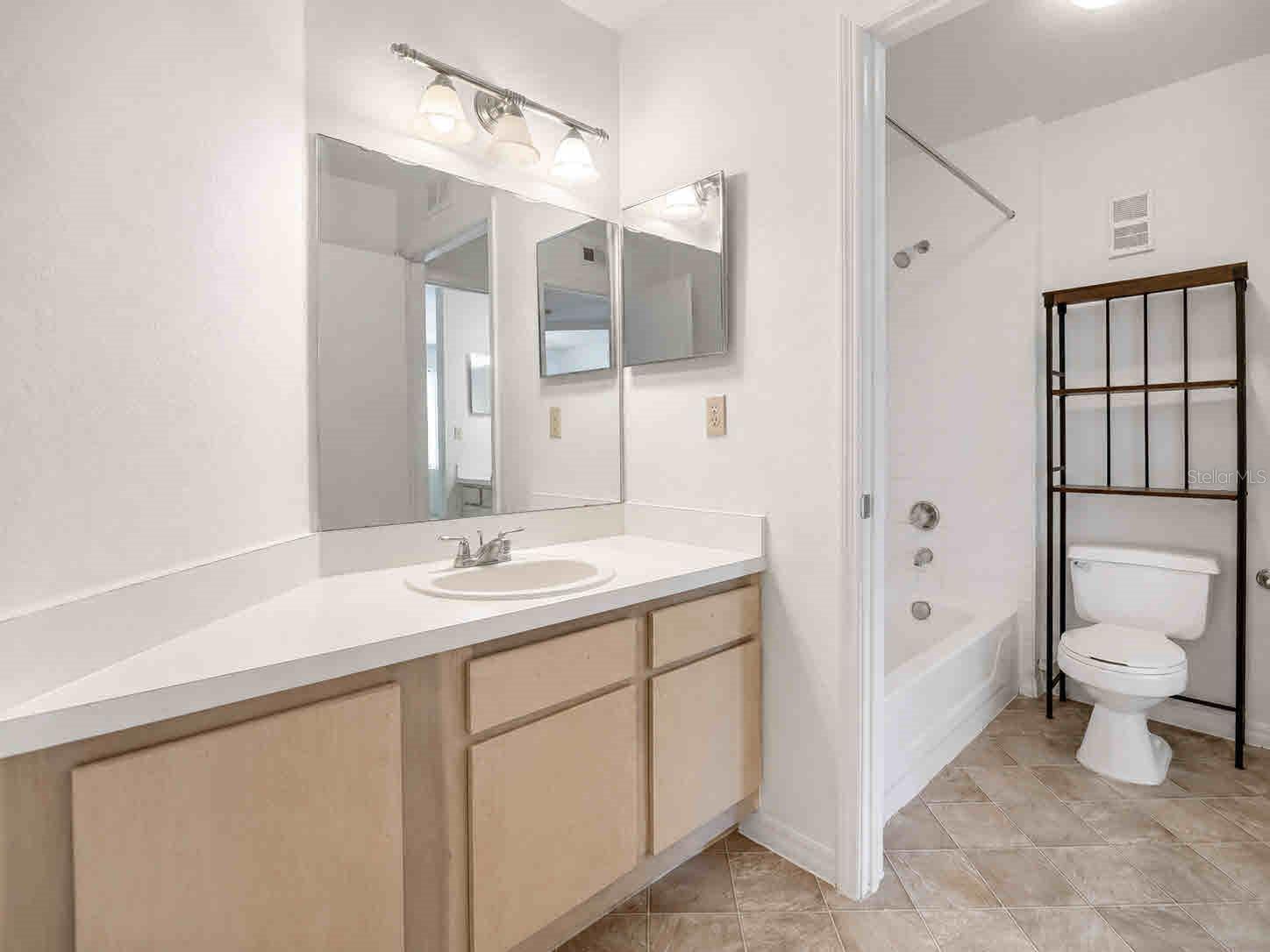 7270 Westpointe Blvd #910 Property Photo 18
