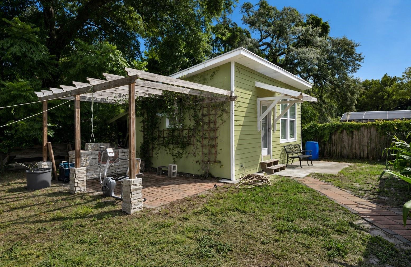 1104 Malcom Rd Property Photo 17
