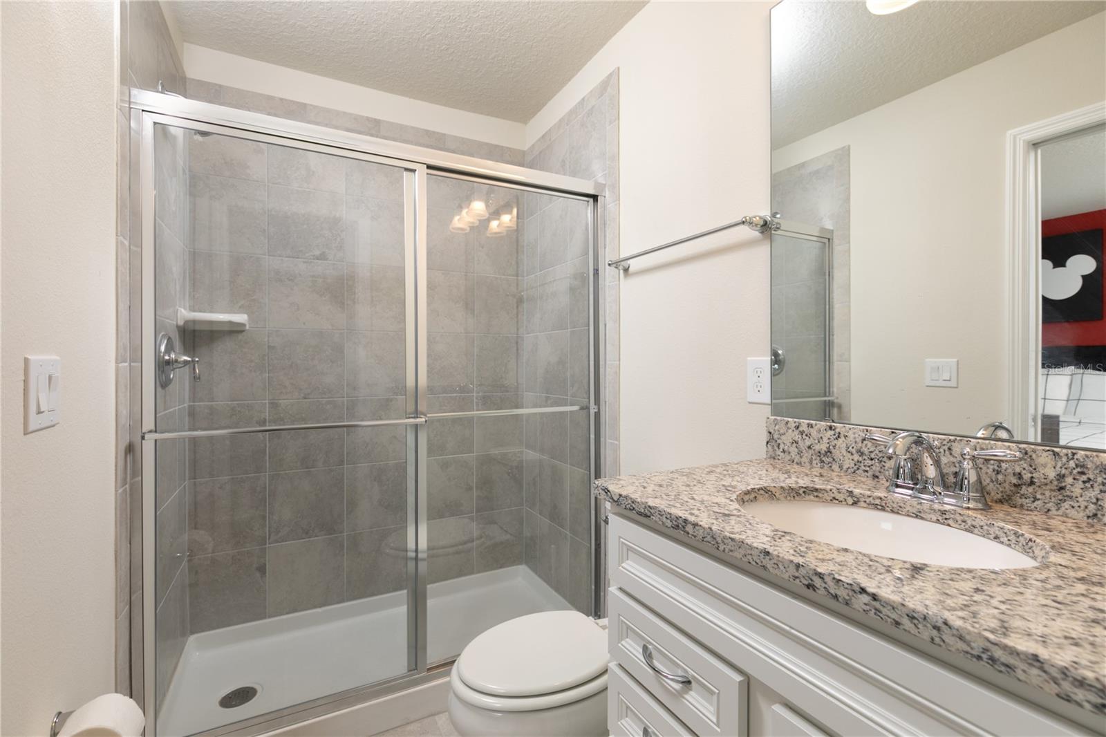 7376 Oakmoss Loop Property Photo 24