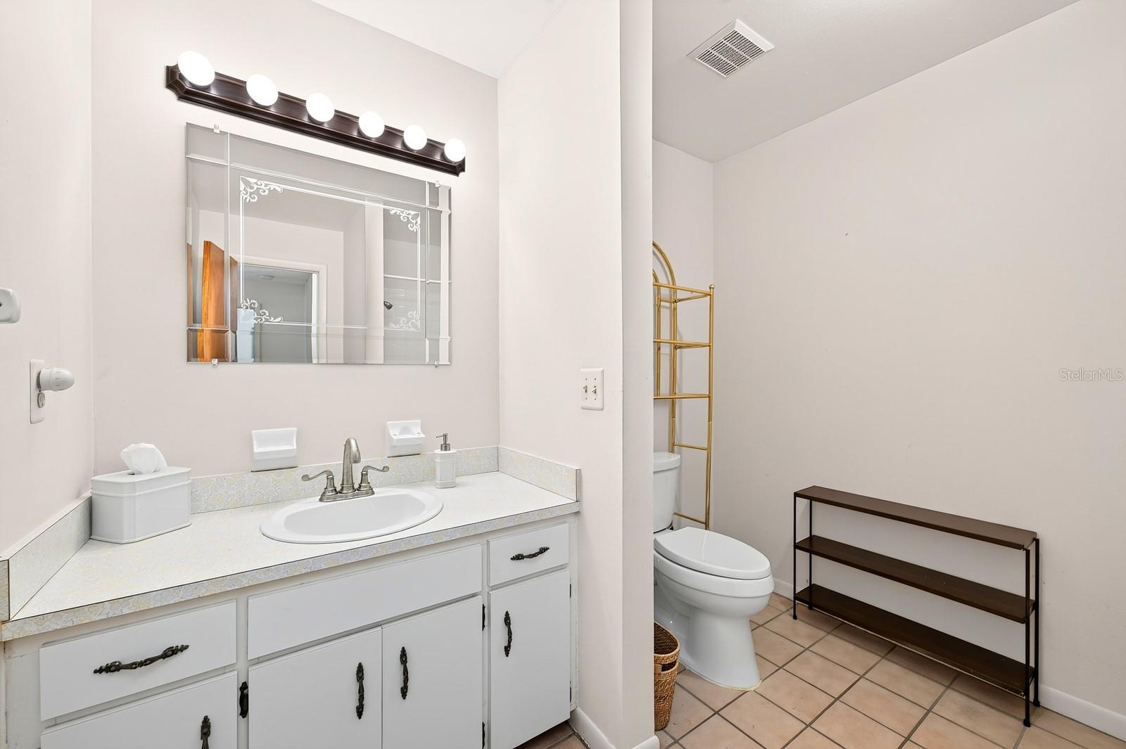 308 Dubs Dr Property Photo 12