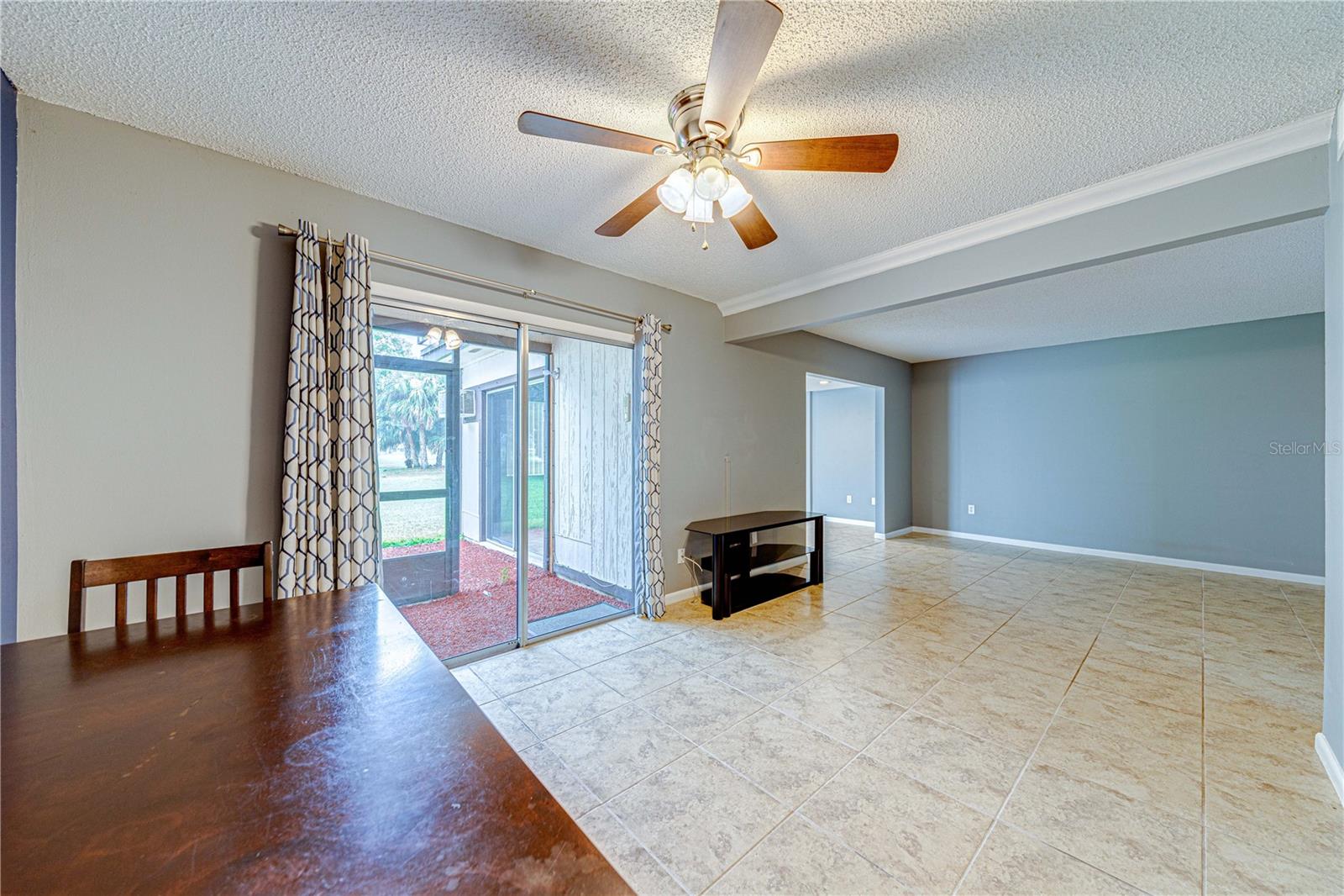 1241 Saint Andrews Dr Property Photo 20