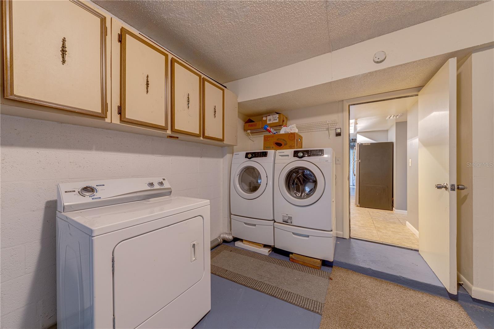 1241 Saint Andrews Dr Property Photo 40