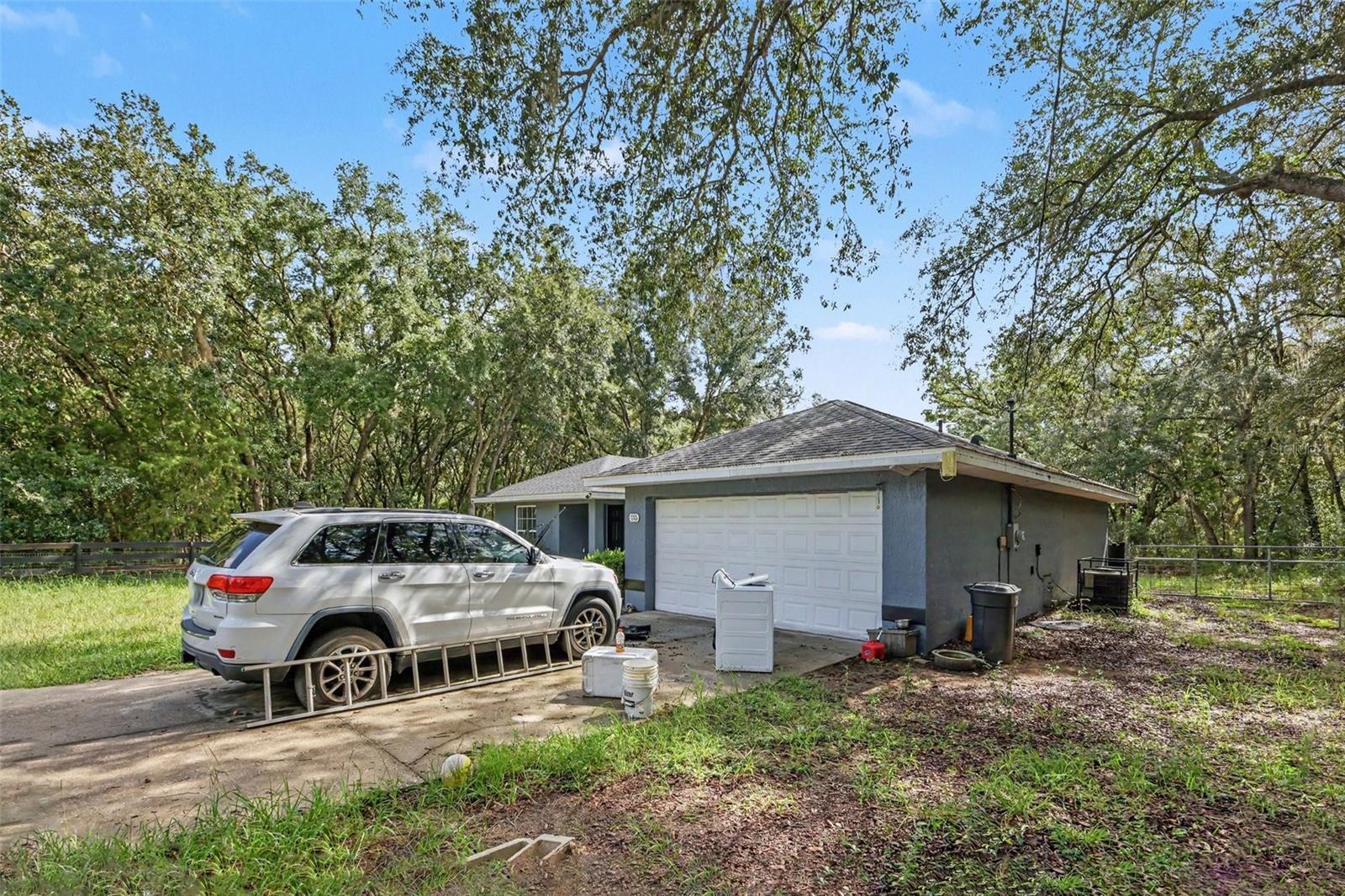 135 Fisher Way Trl Property Photo 4