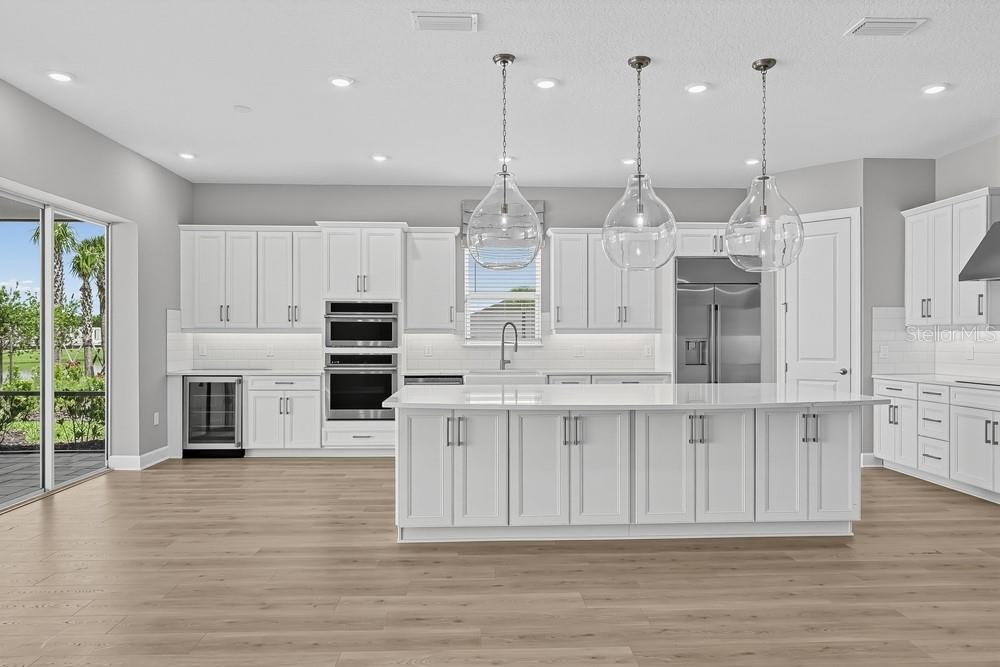 4364 Curacao Pl Property Photo 2