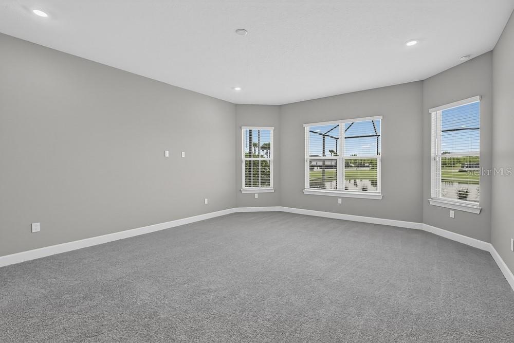 4364 Curacao Pl Property Photo 5