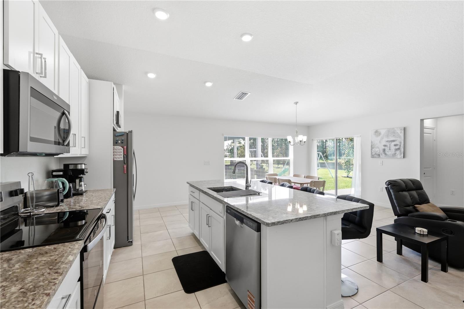 3369 Rolling Plains Cir Property Photo 3