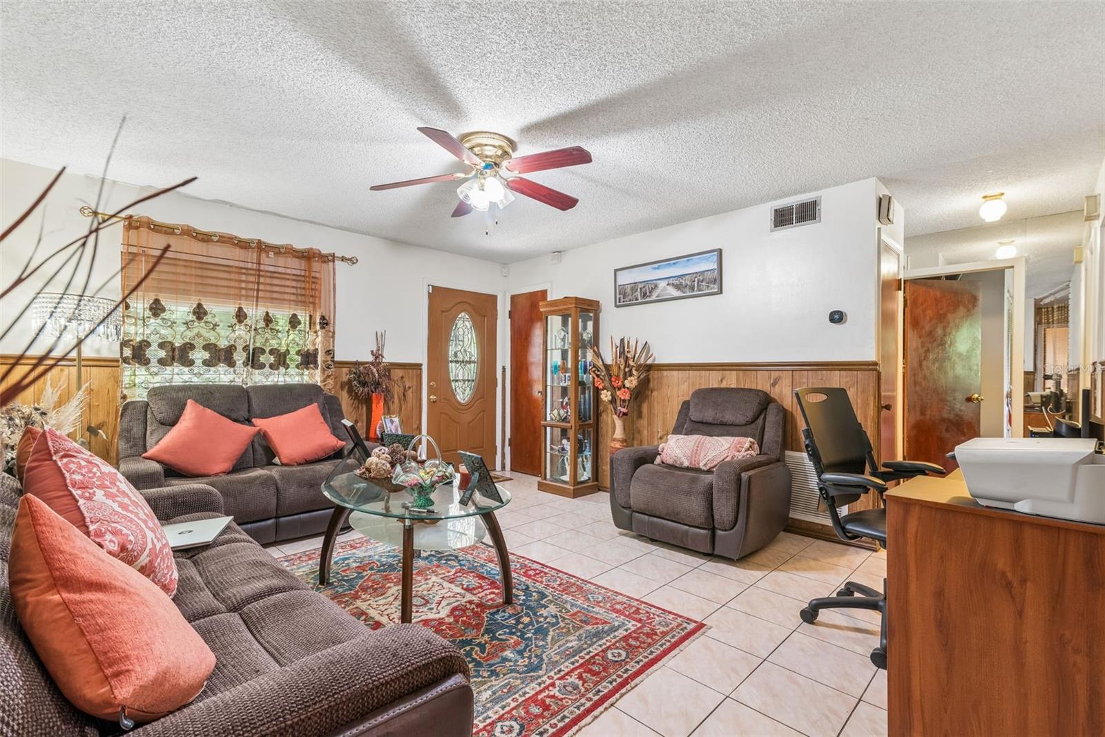 5851 Hutton Dr Property Photo 5