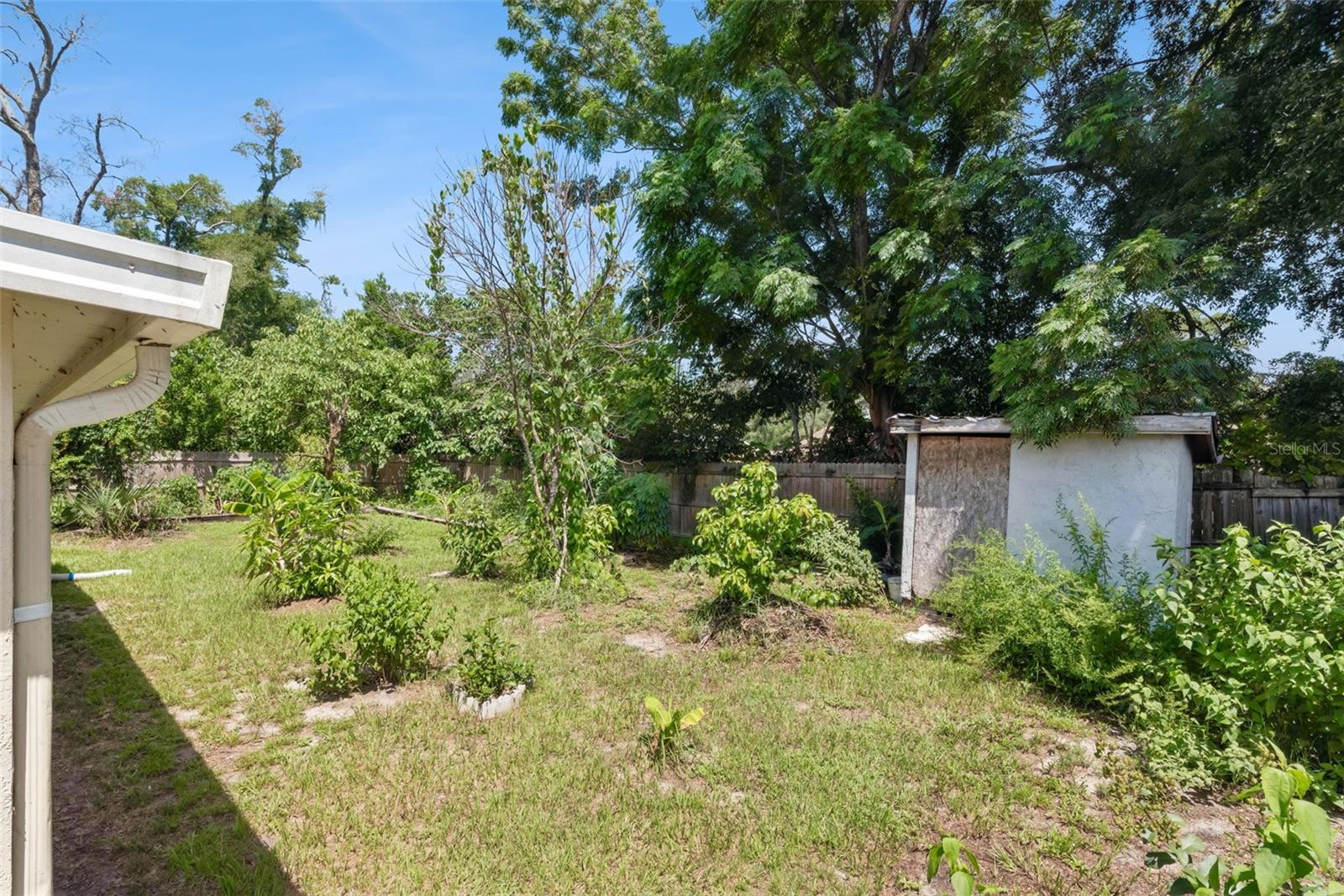 5851 Hutton Dr Property Photo 21