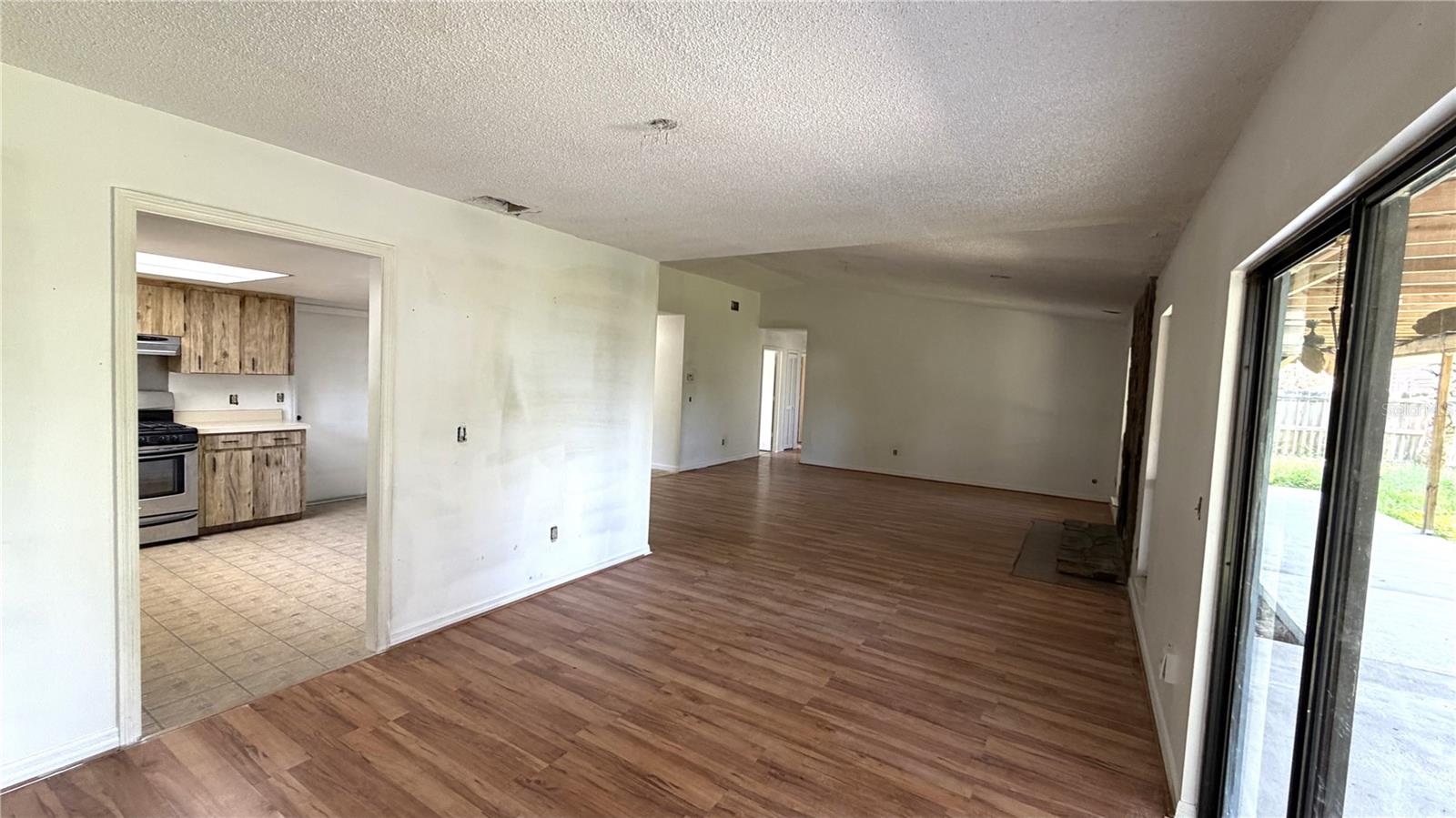7420 Burnway Dr Property Photo 9