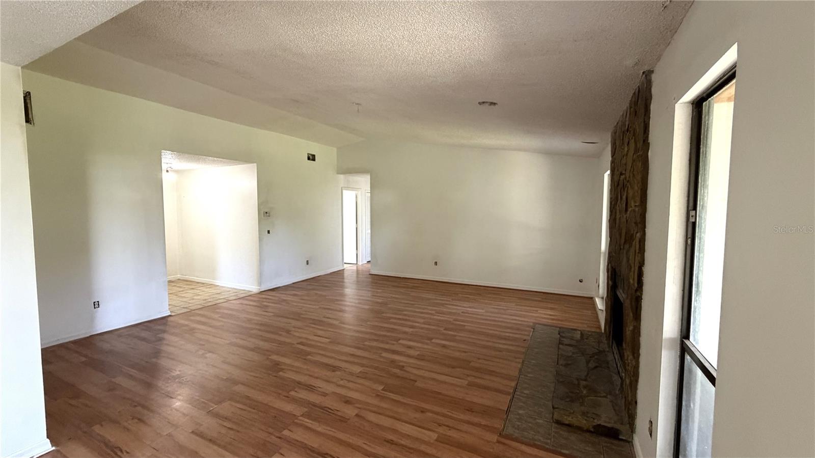7420 Burnway Dr Property Photo 10