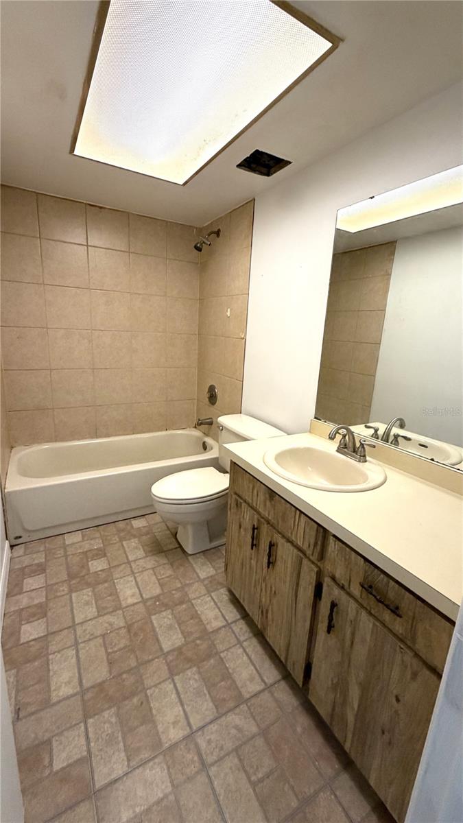 7420 Burnway Dr Property Photo 16