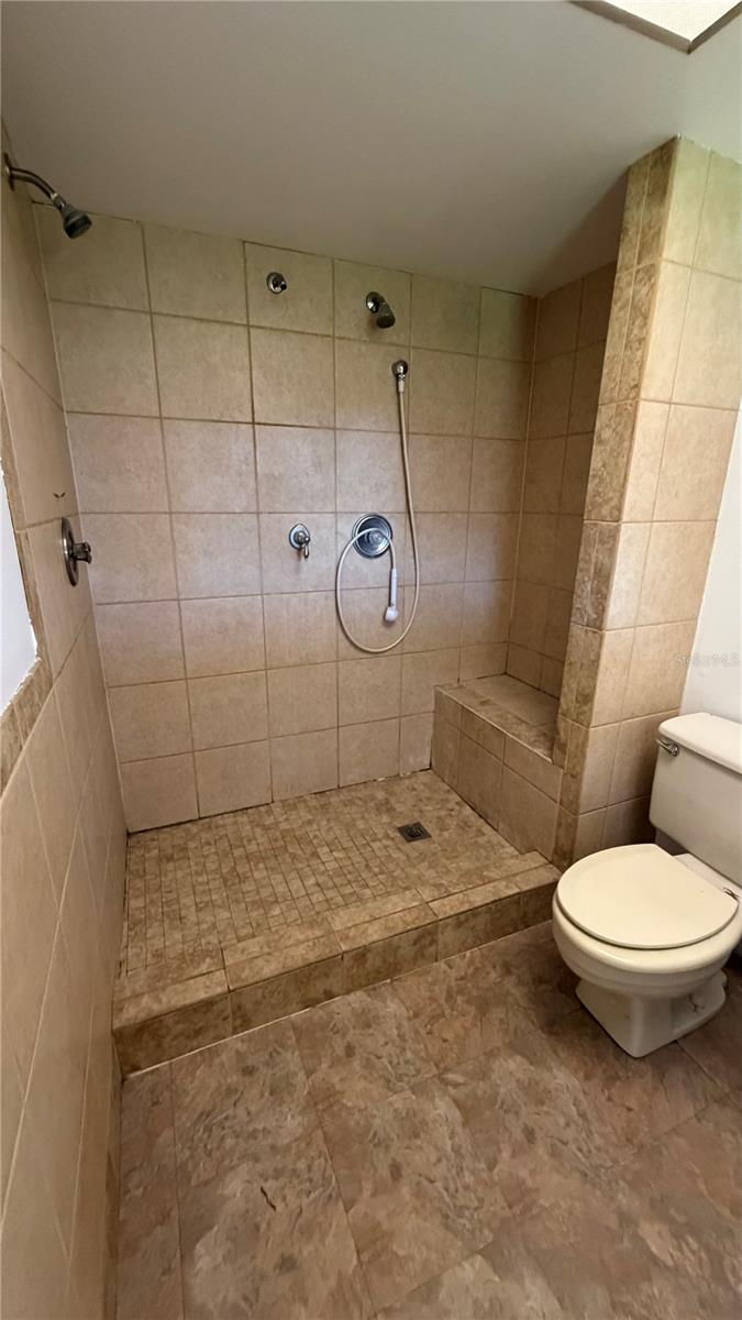 7420 Burnway Dr Property Photo 20