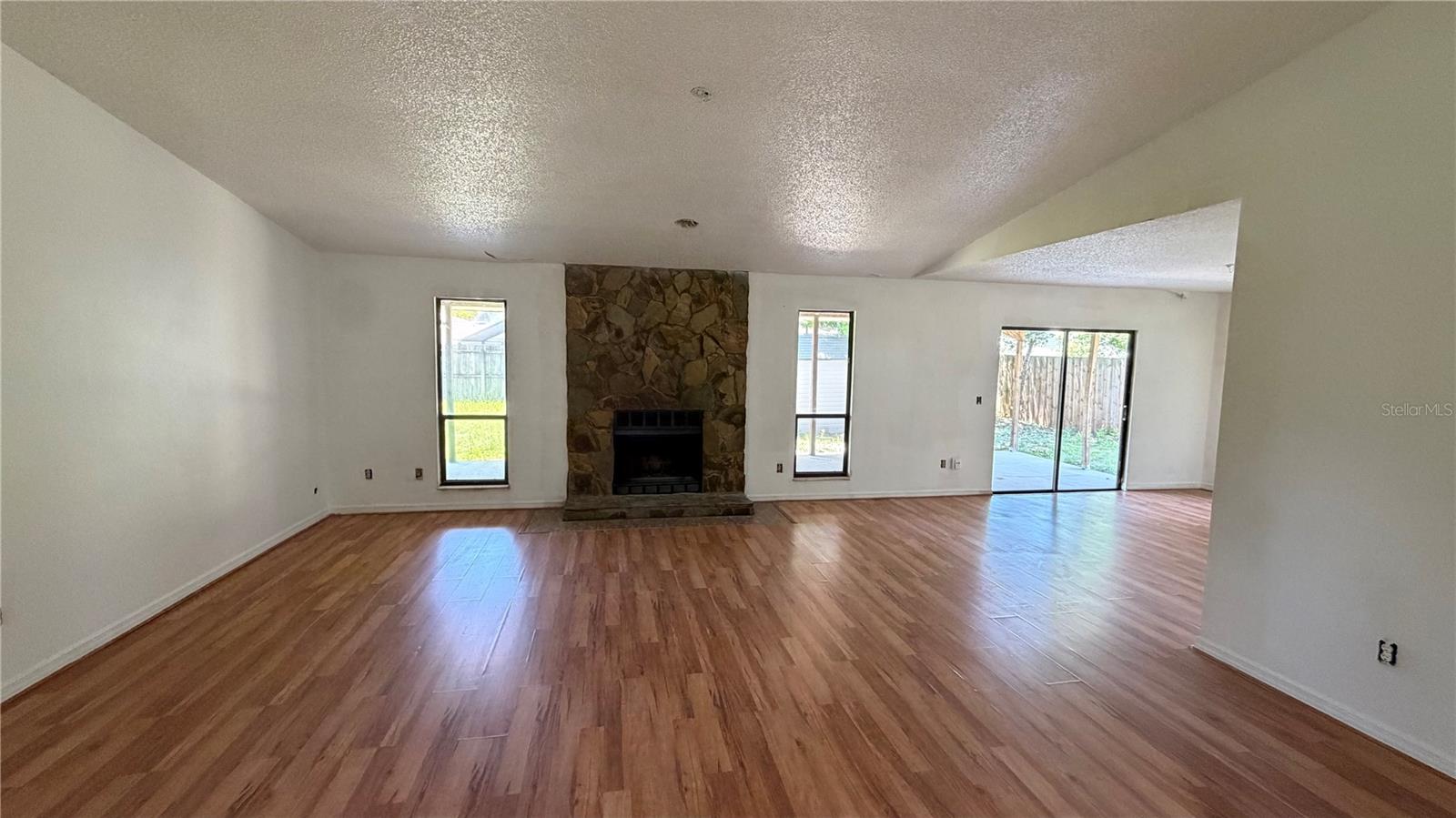 7420 Burnway Dr Property Photo 23
