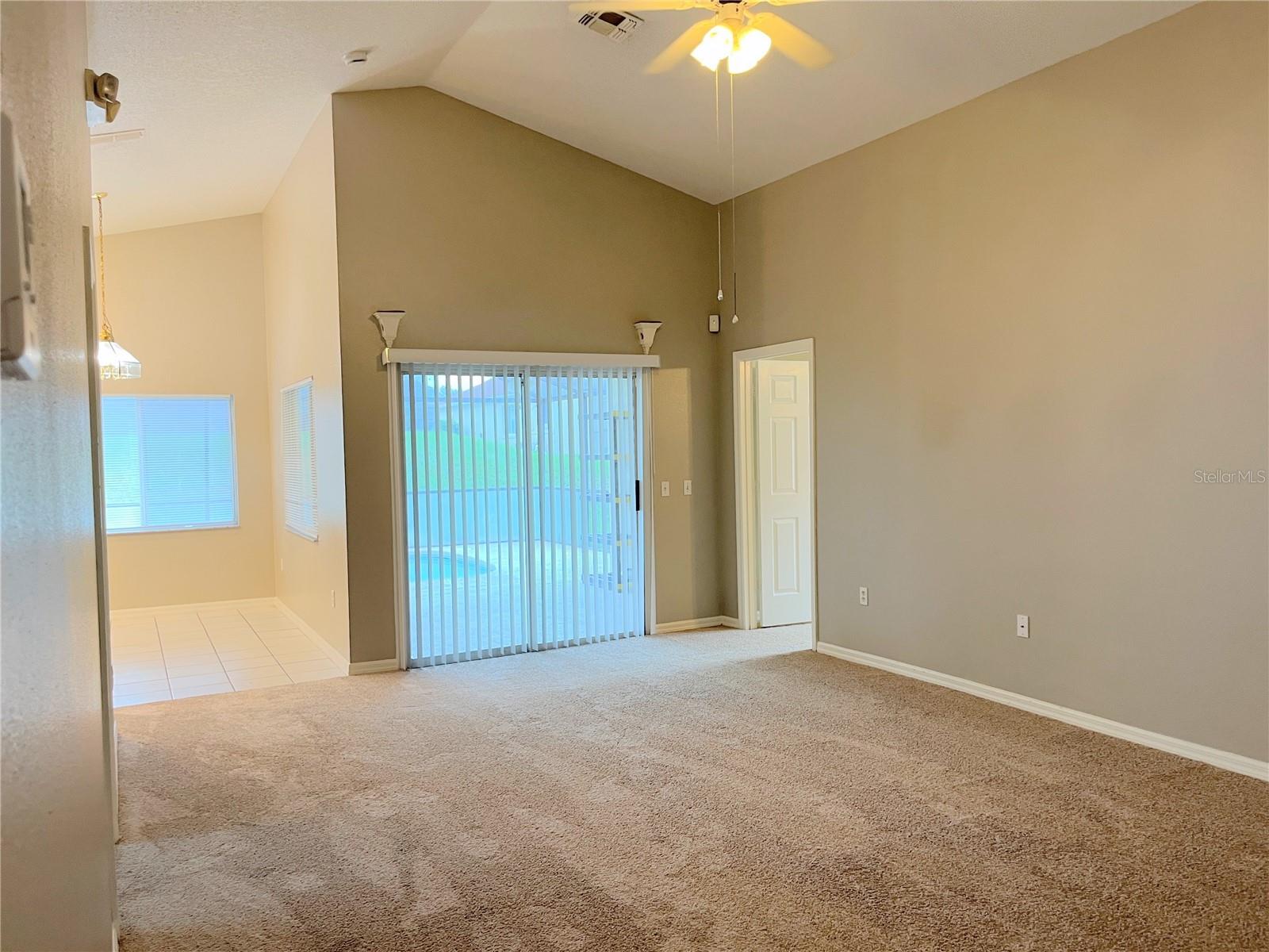 509 Hillcrest Dr Property Photo 4