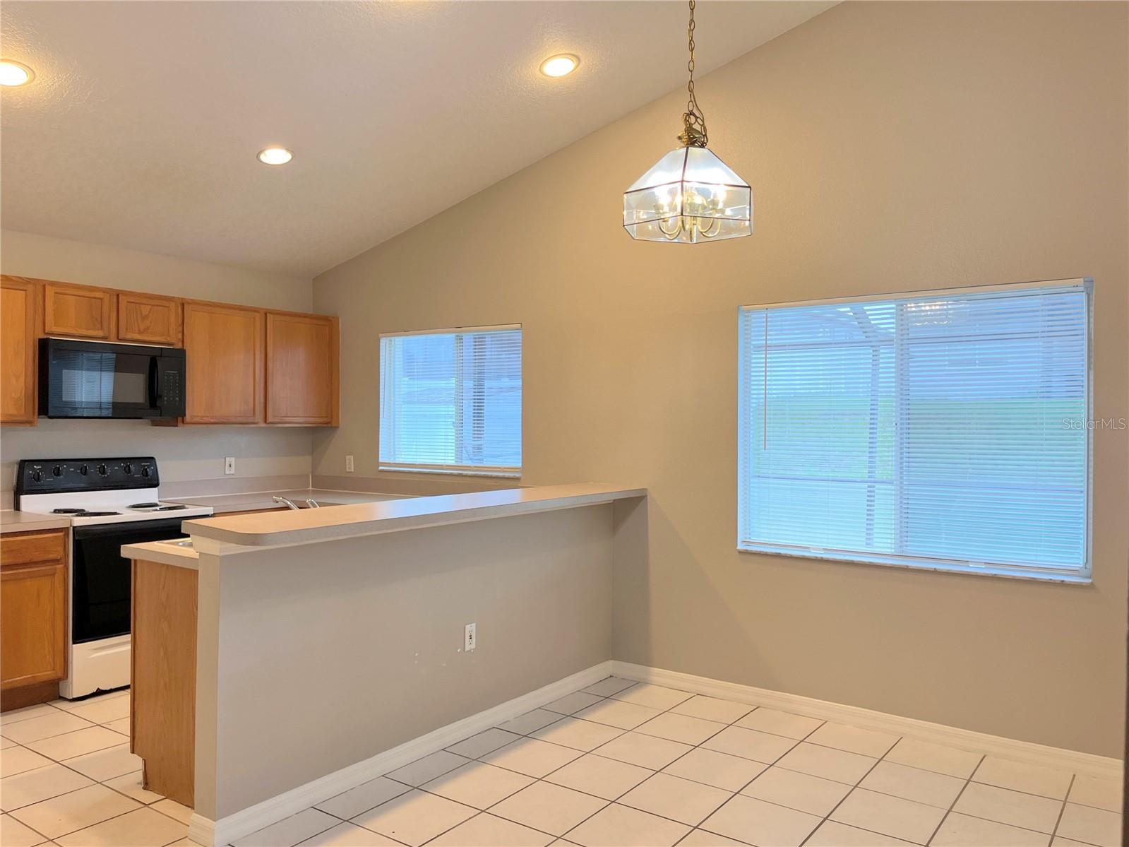 509 Hillcrest Dr Property Photo 6