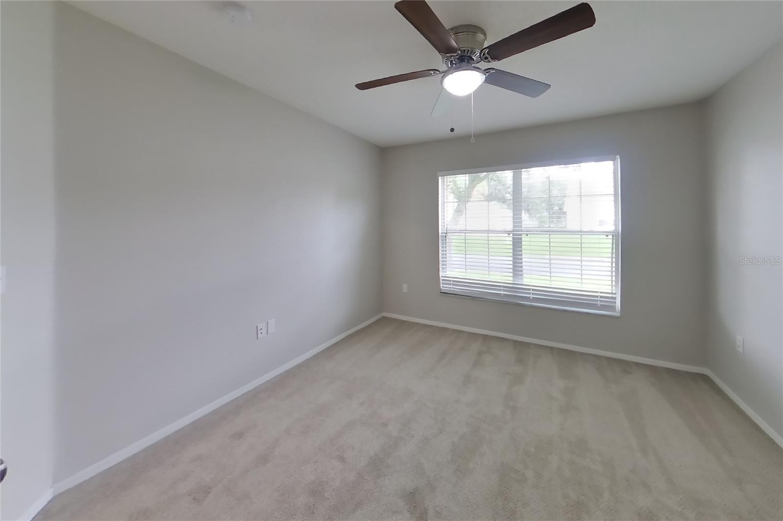 O6432432 Property Photo 11