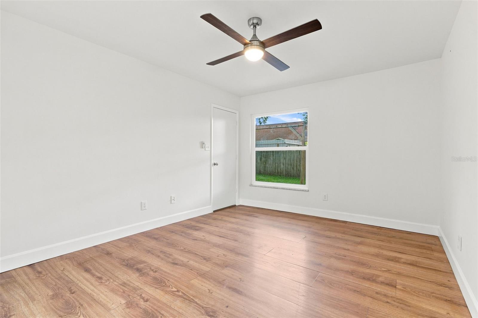 723 Oak Manor Cir Property Photo 20