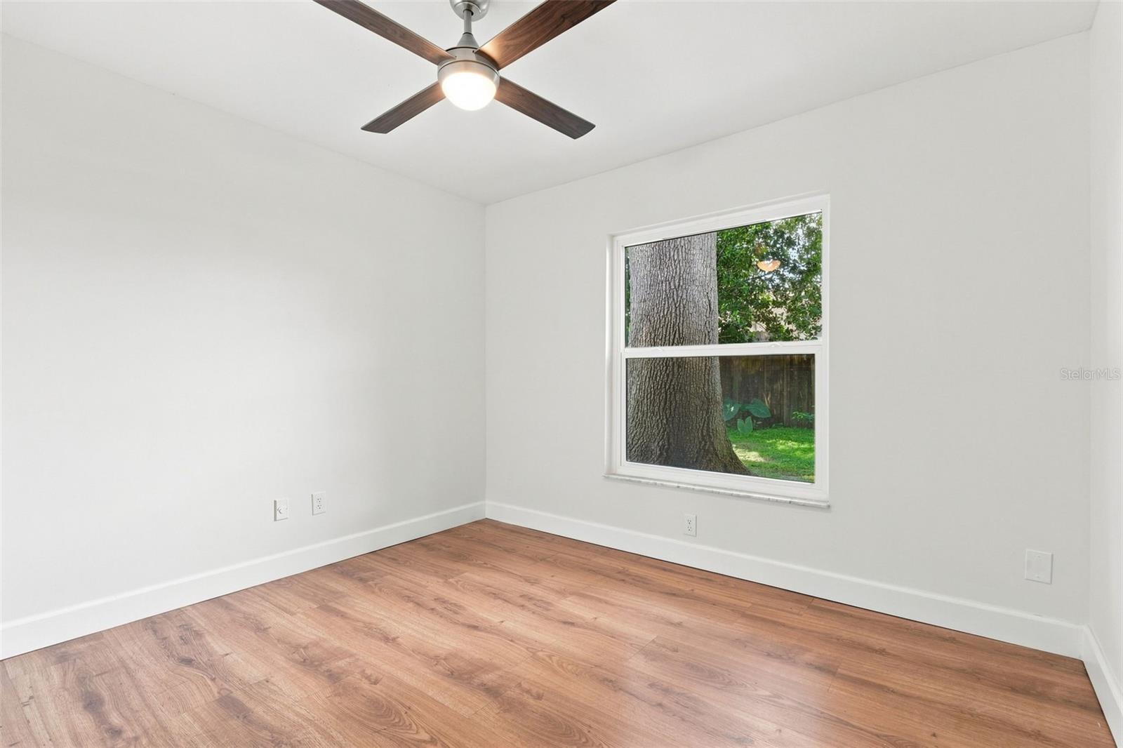 723 Oak Manor Cir Property Photo 22