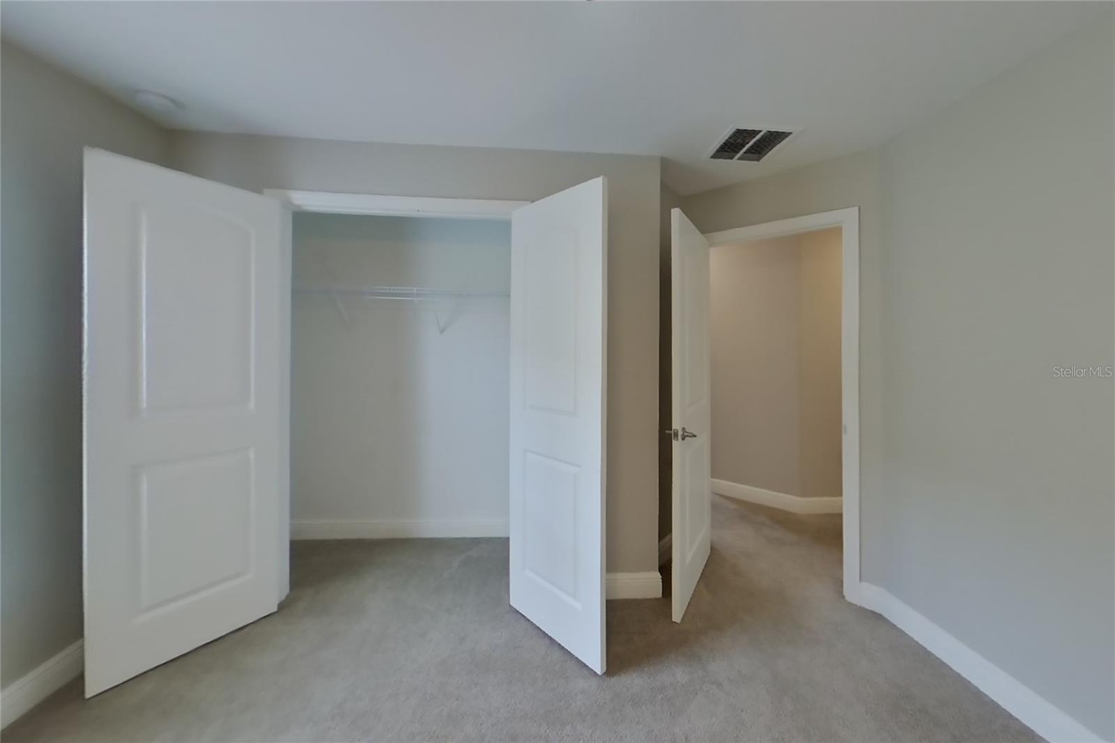 O6432446 Property Photo 12