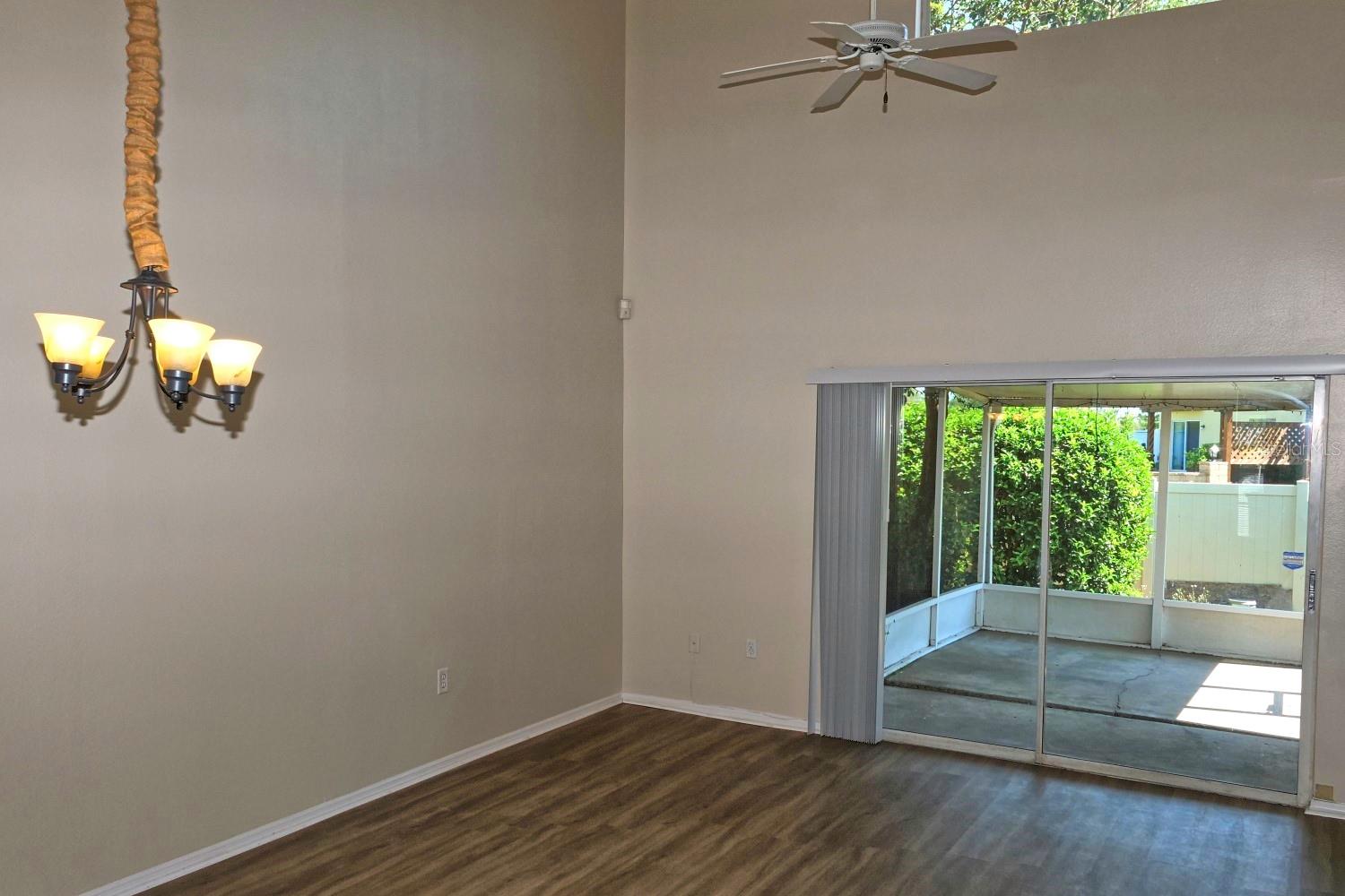 860 Monopoly Ct Property Photo 2
