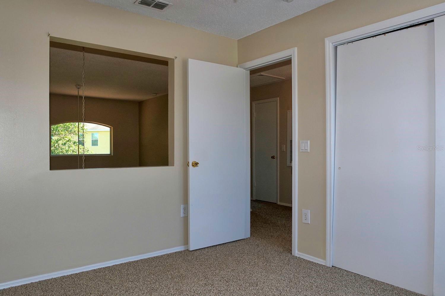 860 Monopoly Ct Property Photo 9