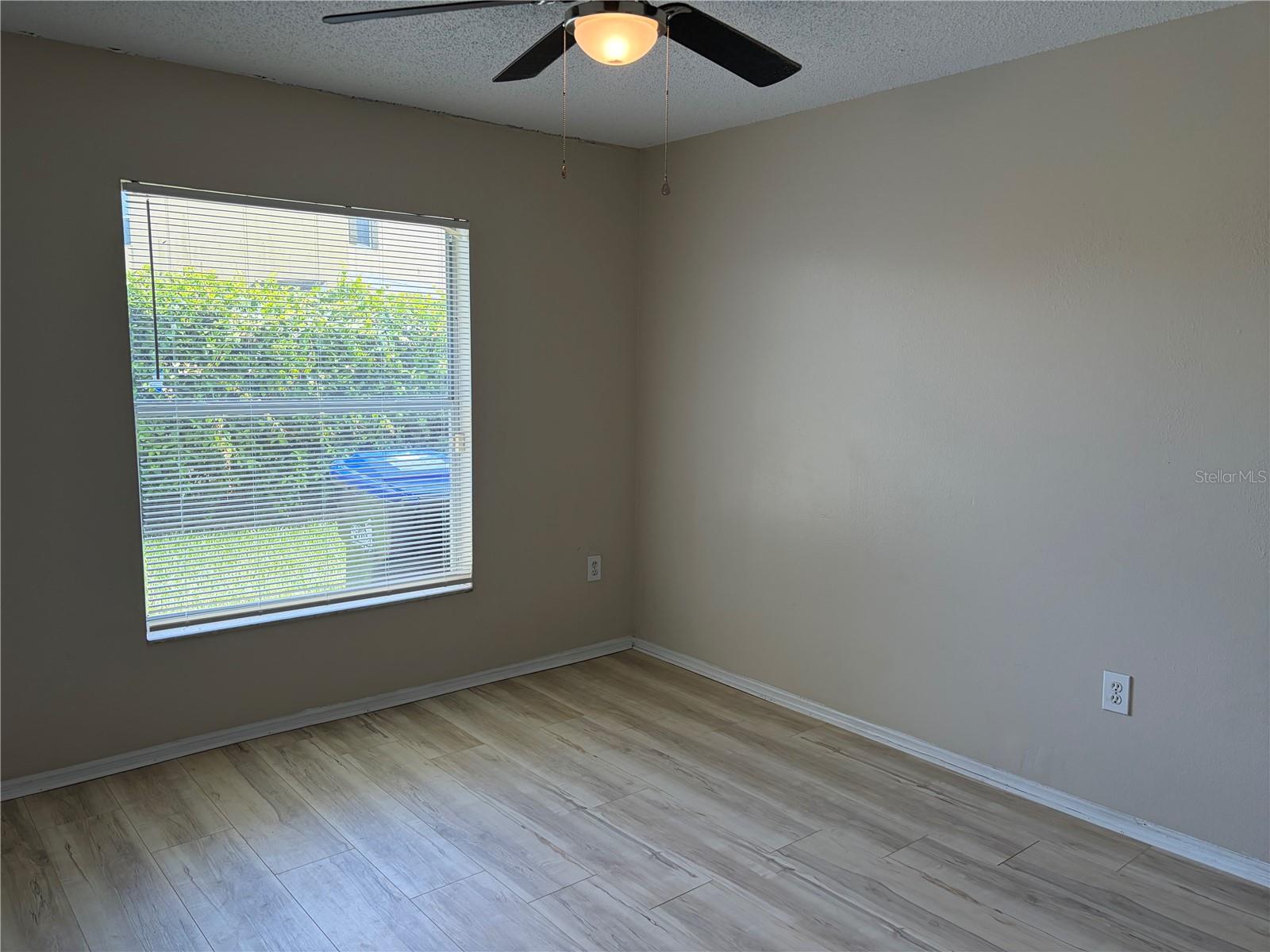 860 Monopoly Ct Property Photo 11
